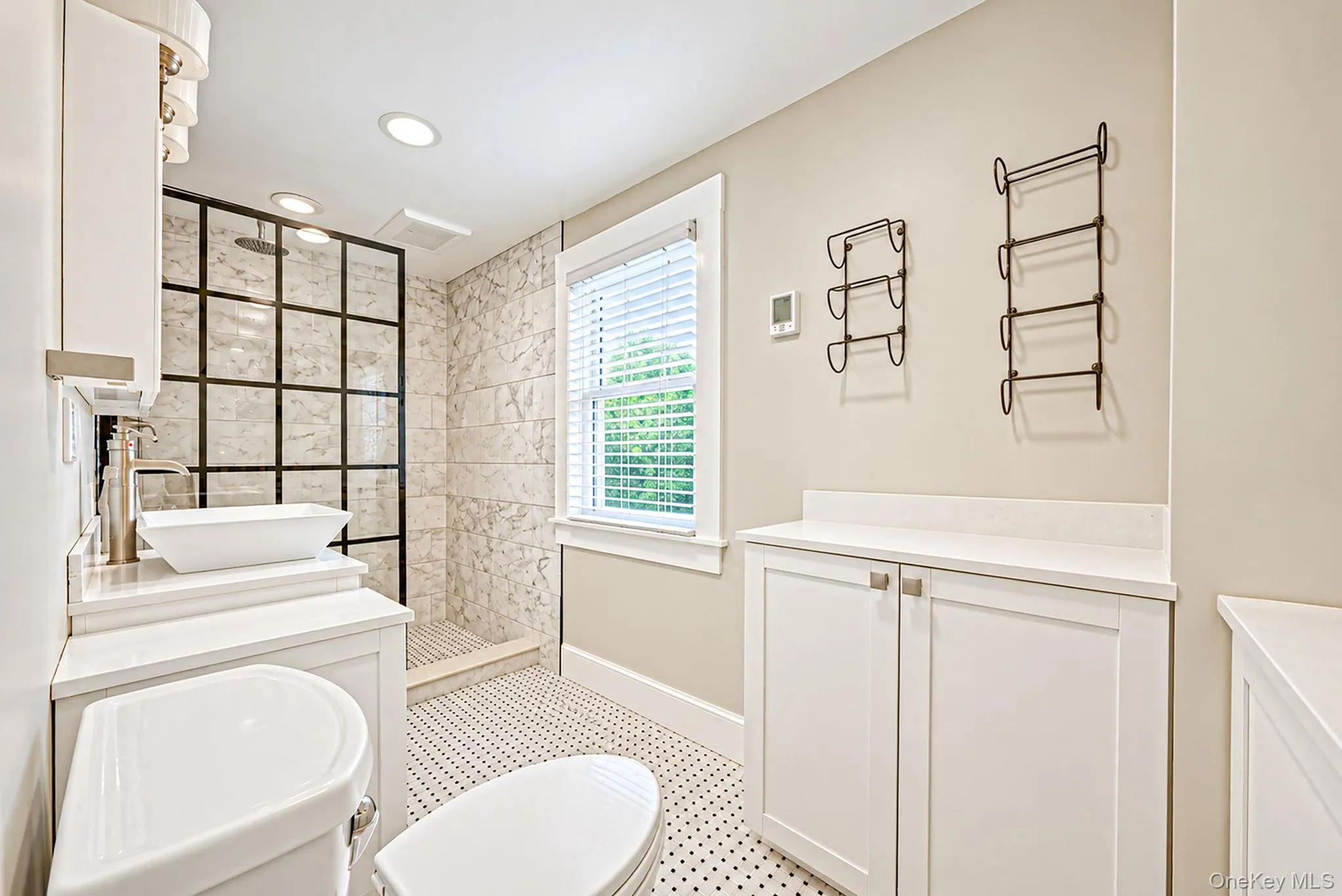 12 Collins Avenue, East Hampton, NY, 4 Bedrooms Bedrooms, 11 Rooms Rooms,3 BathroomsBathrooms,Residential,For Rent,Collins,0,1060179 12 Collins Avenue, East Hampton, NY, 4 Bedrooms Bedrooms, 11 Rooms Rooms,3 BathroomsBathrooms,Residential,For Rent,Collins,0,1060179