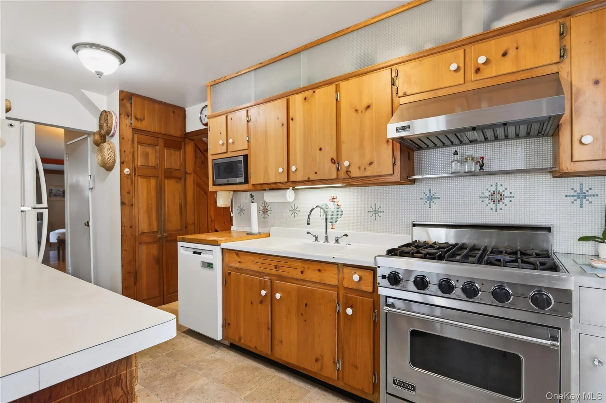 12 Haven Drive, Huntington, NY, 5 Bedrooms Bedrooms, 9 Rooms Rooms,2 BathroomsBathrooms,Residential,For Rent,Haven,0,1060181 12 Haven Drive, Huntington, NY, 5 Bedrooms Bedrooms, 9 Rooms Rooms,2 BathroomsBathrooms,Residential,For Rent,Haven,0,1060181