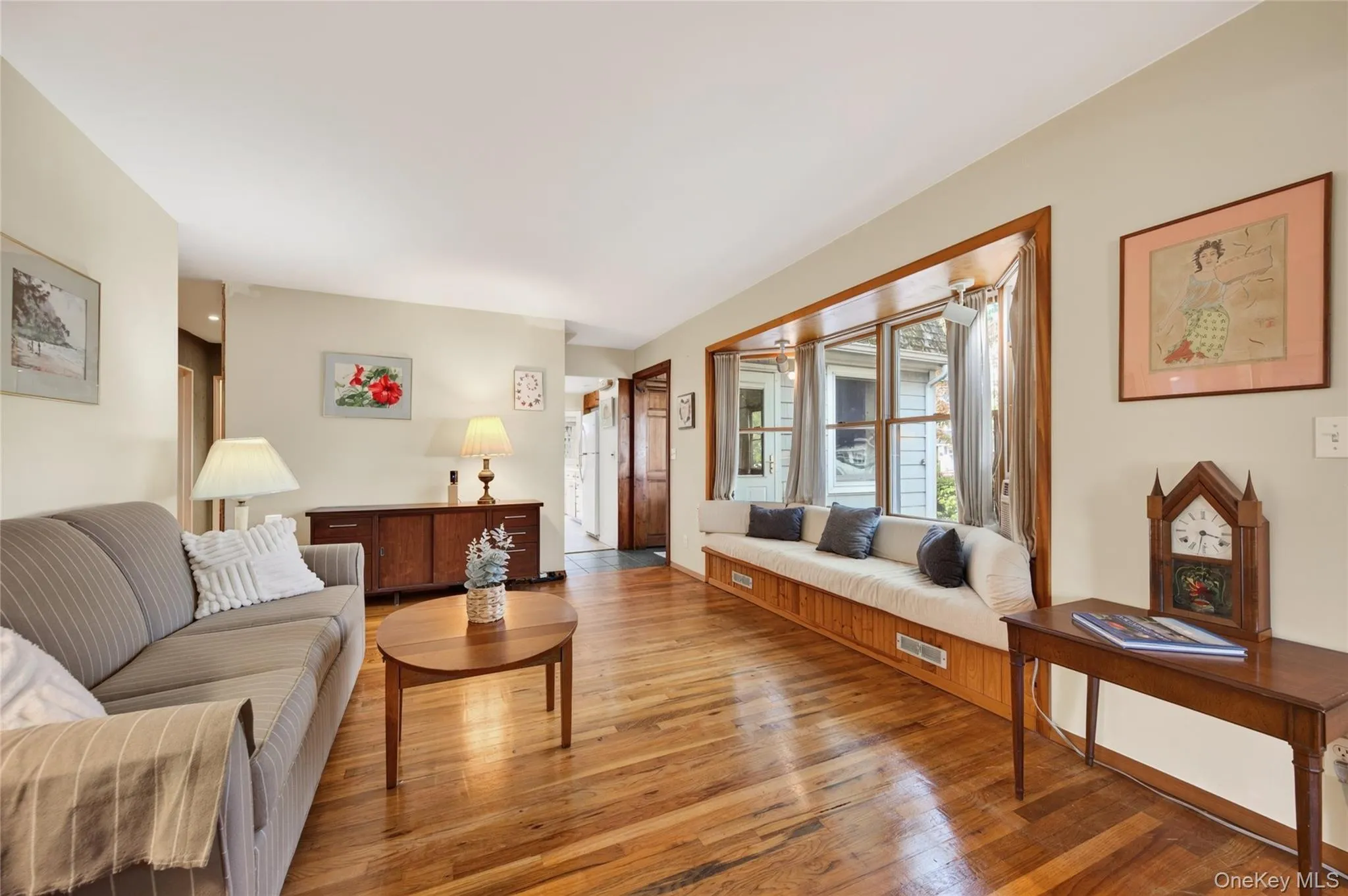 12 Haven Drive, Huntington, NY, 5 Bedrooms Bedrooms, 9 Rooms Rooms,2 BathroomsBathrooms,Residential,For Rent,Haven,0,1060181 12 Haven Drive, Huntington, NY, 5 Bedrooms Bedrooms, 9 Rooms Rooms,2 BathroomsBathrooms,Residential,For Rent,Haven,0,1060181