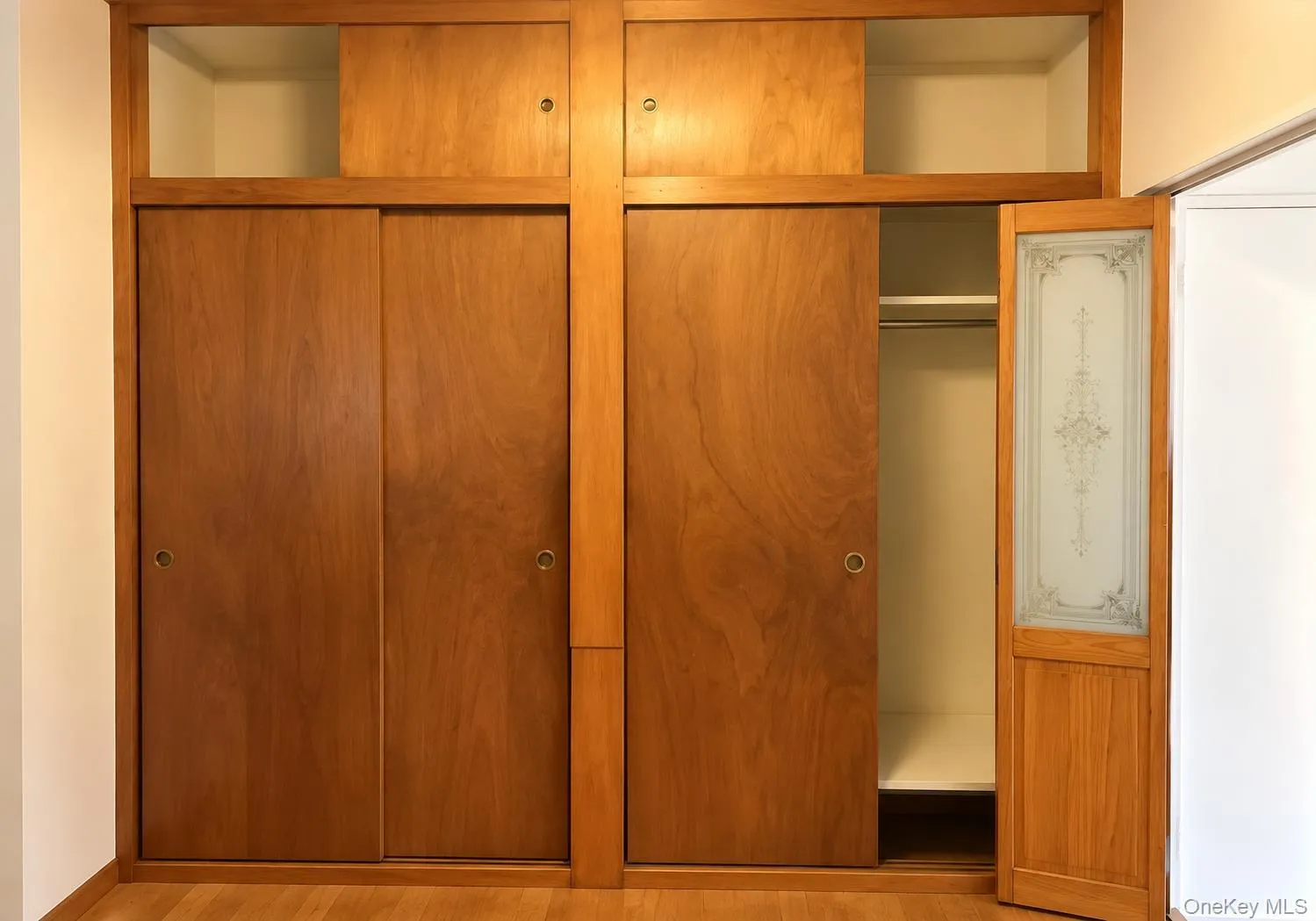 264 Driggs Avenue, New York, NY, 1 Bedroom Bedrooms, 2 Room Rooms,1 BathroomBathrooms,Residential Lease,For Rent,Driggs,0,1060185 264 Driggs Avenue, New York, NY, 1 Bedroom Bedrooms, 2 Room Rooms,1 BathroomBathrooms,Residential Lease,For Rent,Driggs,0,1060185