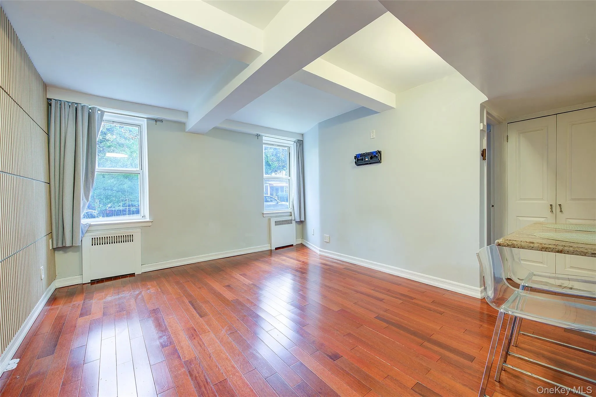 110-20 71 Avenue, New York, NY, 1 Bedroom Bedrooms, 3 Rooms Rooms,1 BathroomBathrooms,Residential,For Rent,71,0,1060186 110-20 71 Avenue, New York, NY, 1 Bedroom Bedrooms, 3 Rooms Rooms,1 BathroomBathrooms,Residential,For Rent,71,0,1060186