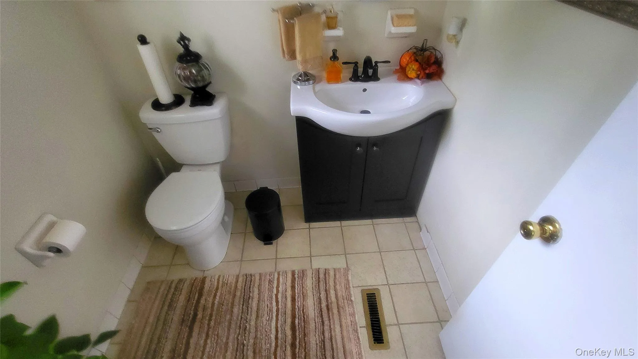 First Floor Half Bath First Floor Half Bath