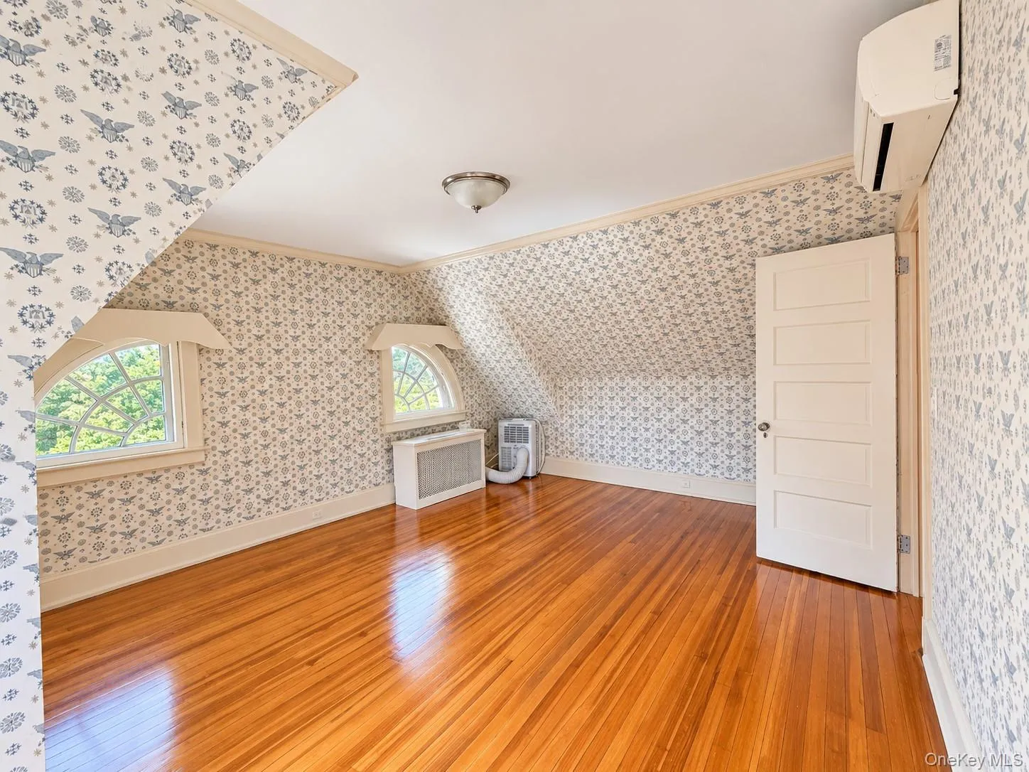 2 Ivy Close, New York, NY, 5 Bedrooms Bedrooms, 10 Rooms Rooms,2 BathroomsBathrooms,Residential,For Rent,Ivy Close,0,1060195 2 Ivy Close, New York, NY, 5 Bedrooms Bedrooms, 10 Rooms Rooms,2 BathroomsBathrooms,Residential,For Rent,Ivy Close,0,1060195