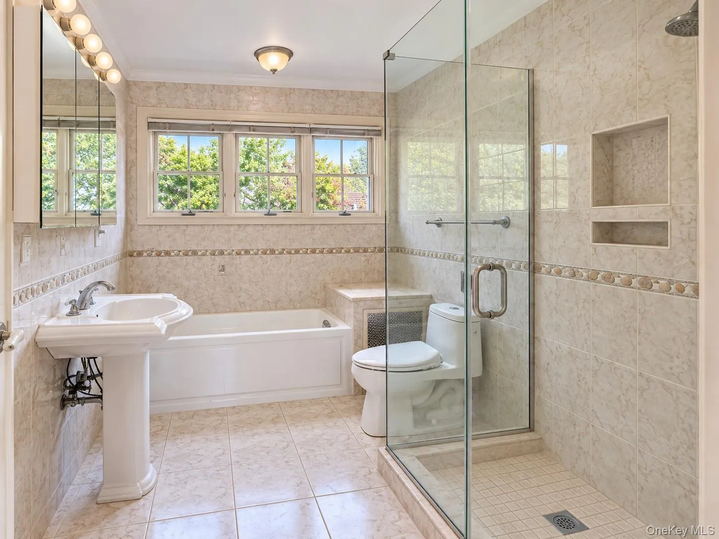 2 Ivy Close, New York, NY, 5 Bedrooms Bedrooms, 10 Rooms Rooms,2 BathroomsBathrooms,Residential,For Rent,Ivy Close,0,1060195 2 Ivy Close, New York, NY, 5 Bedrooms Bedrooms, 10 Rooms Rooms,2 BathroomsBathrooms,Residential,For Rent,Ivy Close,0,1060195