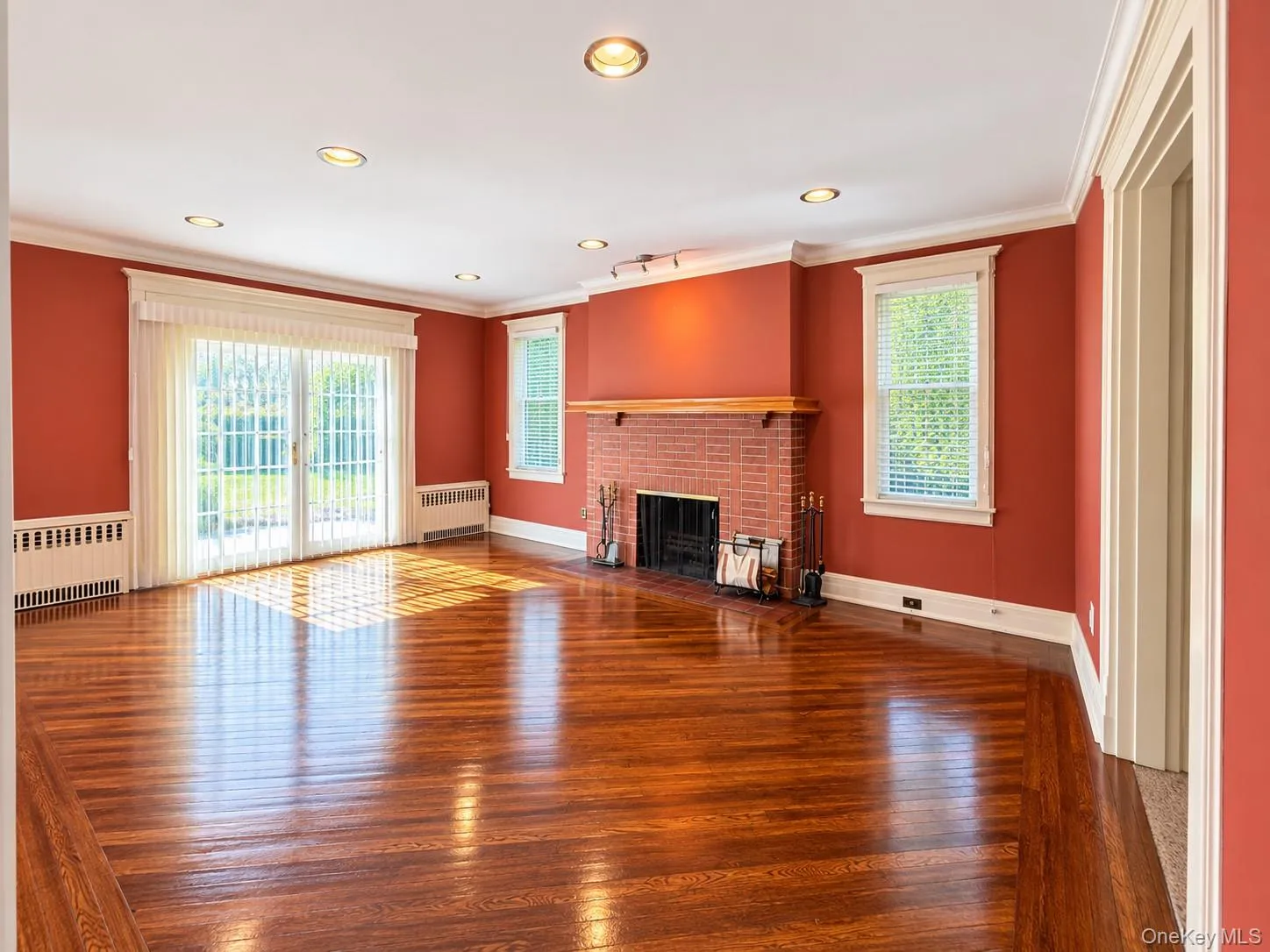 2 Ivy Close, New York, NY, 5 Bedrooms Bedrooms, 10 Rooms Rooms,2 BathroomsBathrooms,Residential,For Rent,Ivy Close,0,1060195 2 Ivy Close, New York, NY, 5 Bedrooms Bedrooms, 10 Rooms Rooms,2 BathroomsBathrooms,Residential,For Rent,Ivy Close,0,1060195
