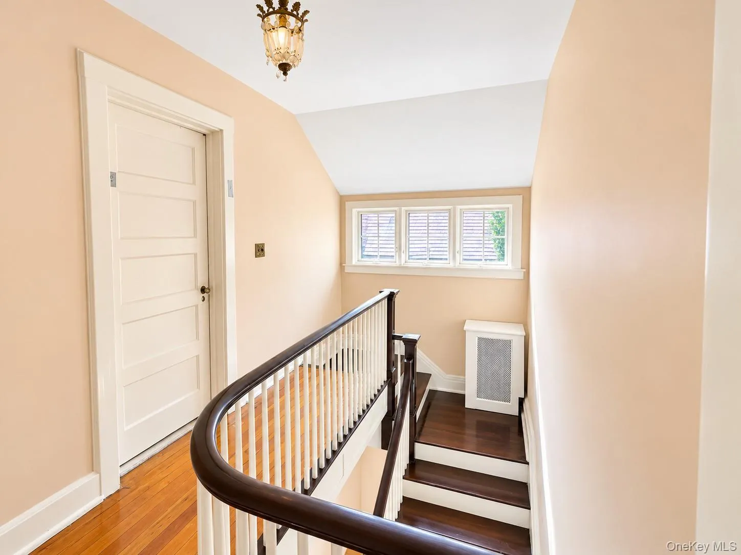 2 Ivy Close, New York, NY, 5 Bedrooms Bedrooms, 10 Rooms Rooms,2 BathroomsBathrooms,Residential,For Rent,Ivy Close,0,1060195 2 Ivy Close, New York, NY, 5 Bedrooms Bedrooms, 10 Rooms Rooms,2 BathroomsBathrooms,Residential,For Rent,Ivy Close,0,1060195