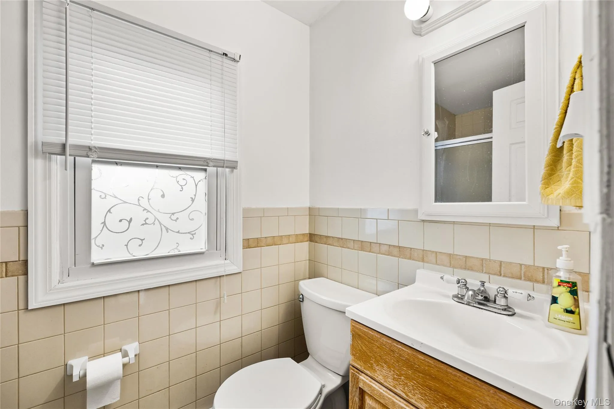 607 Monroe Avenue, Babylon, NY, 4 Bedrooms Bedrooms, 8 Rooms Rooms,2 BathroomsBathrooms,Residential,For Rent,Monroe,0,1060207 607 Monroe Avenue, Babylon, NY, 4 Bedrooms Bedrooms, 8 Rooms Rooms,2 BathroomsBathrooms,Residential,For Rent,Monroe,0,1060207