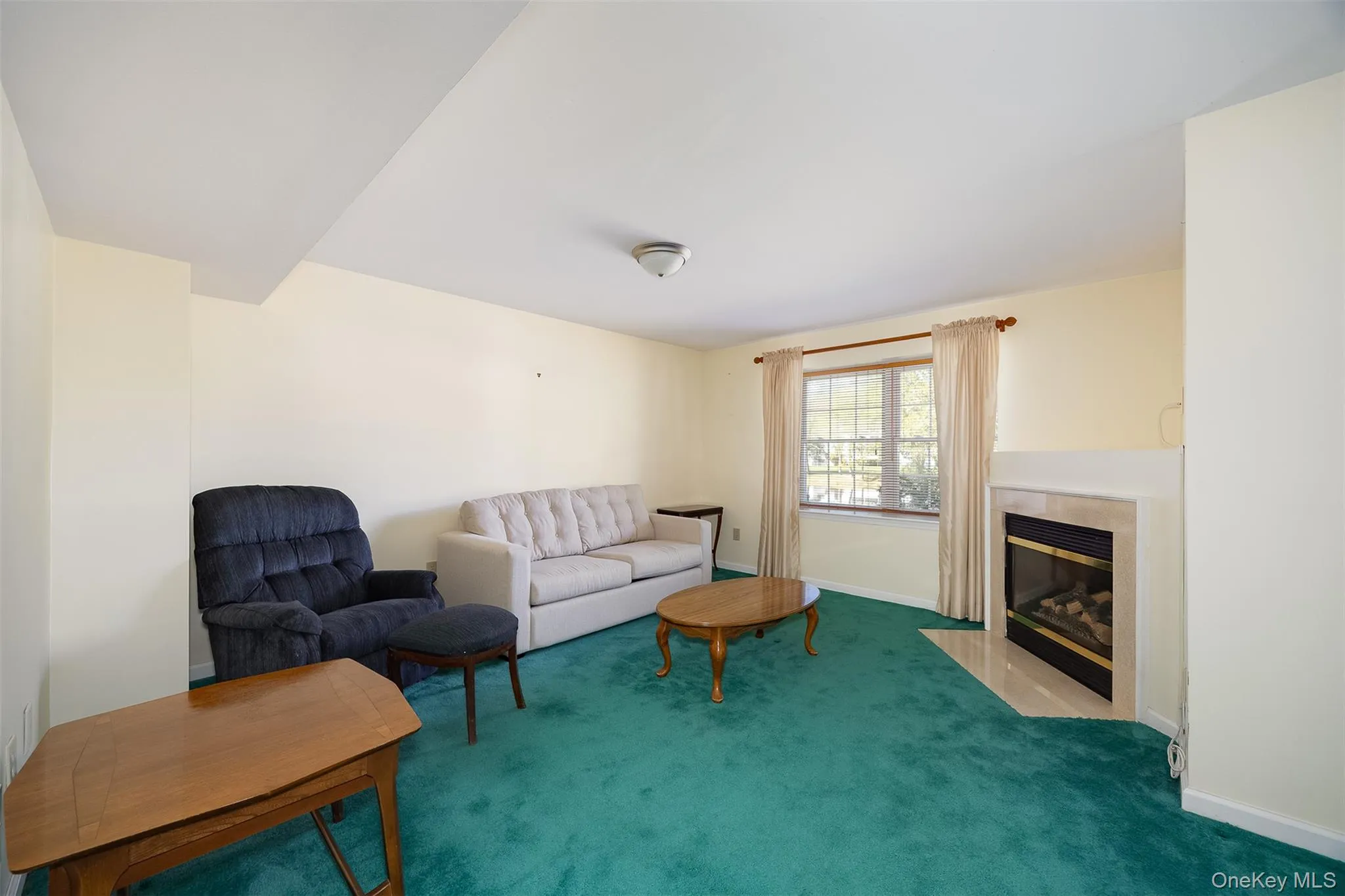 86 Turnberry Court, Poughkeepsie, NY, 3 Bedrooms Bedrooms, 8 Rooms Rooms,2 BathroomsBathrooms,Residential,For Rent,Turnberry,0,1060212 86 Turnberry Court, Poughkeepsie, NY, 3 Bedrooms Bedrooms, 8 Rooms Rooms,2 BathroomsBathrooms,Residential,For Rent,Turnberry,0,1060212