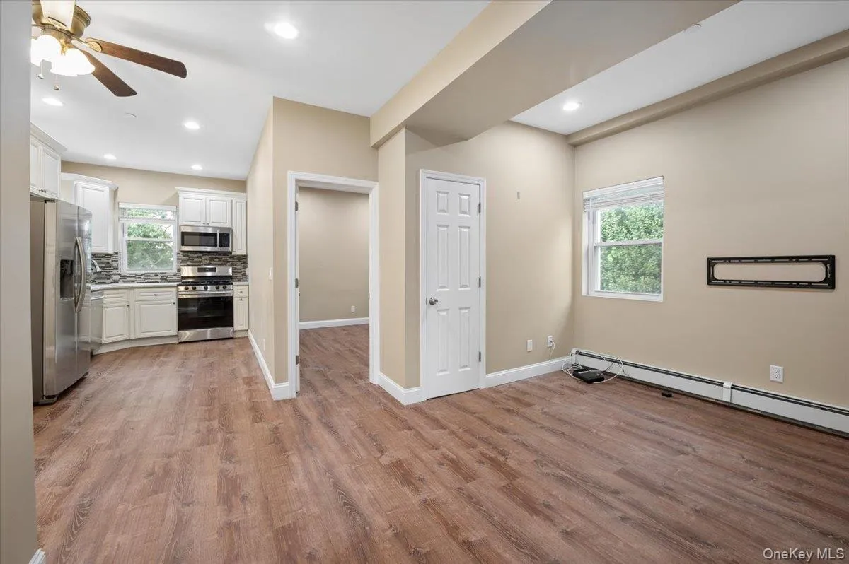 84 Howard Street, Mount Pleasant, NY, 2 Bedroom Bedrooms, 5 Room Rooms,1 BathroomBathrooms,Residential Lease,For Rent,Howard,0,1060213 84 Howard Street, Mount Pleasant, NY, 2 Bedroom Bedrooms, 5 Room Rooms,1 BathroomBathrooms,Residential Lease,For Rent,Howard,0,1060213