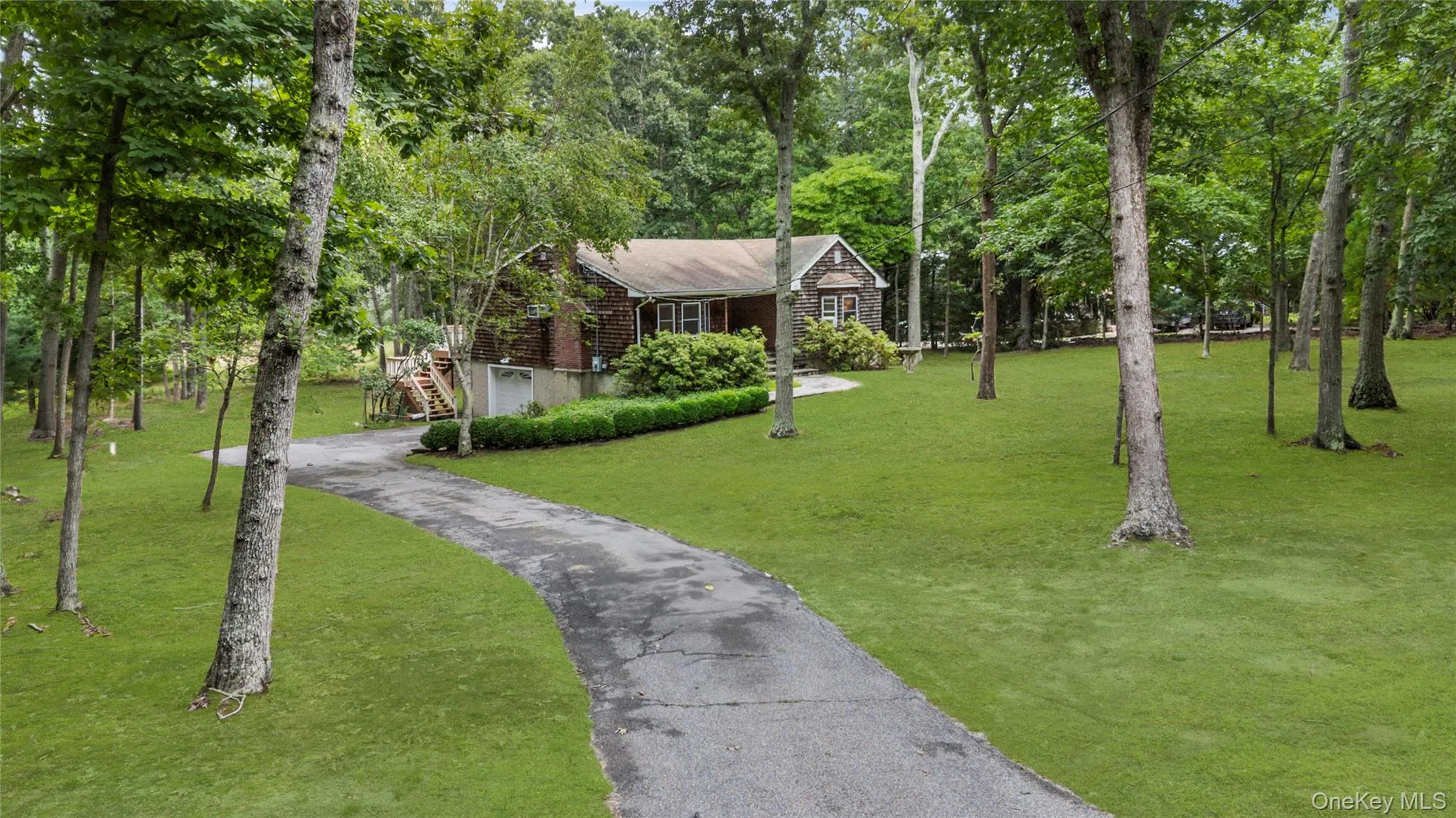 600 Water Mill Towd Road, Southampton, New York 11968