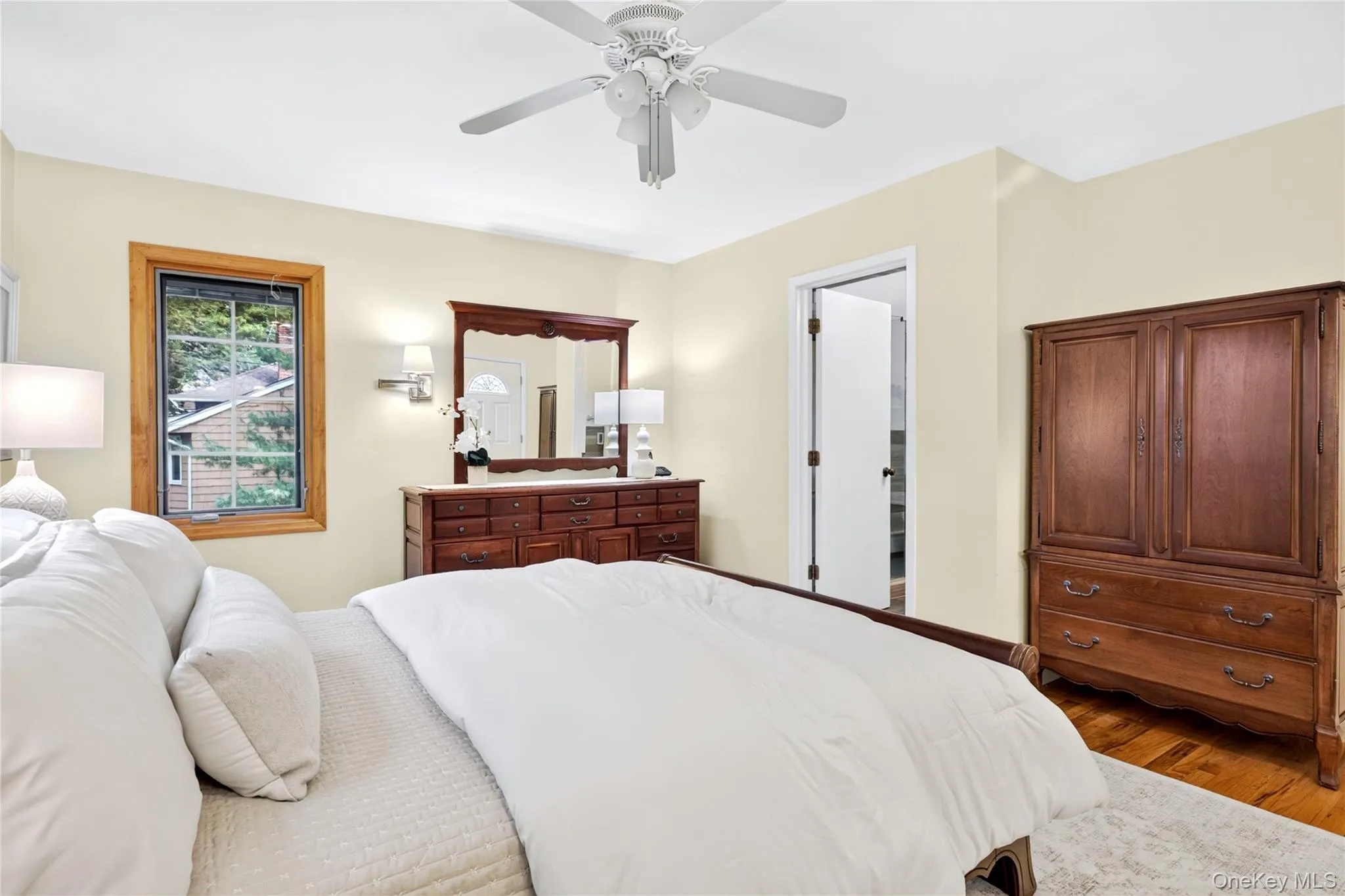 75 Plymouth Road, North Hempstead, NY, 4 Bedrooms Bedrooms, 9 Rooms Rooms,3 BathroomsBathrooms,Residential,For Rent,Plymouth,0,1060229 75 Plymouth Road, North Hempstead, NY, 4 Bedrooms Bedrooms, 9 Rooms Rooms,3 BathroomsBathrooms,Residential,For Rent,Plymouth,0,1060229