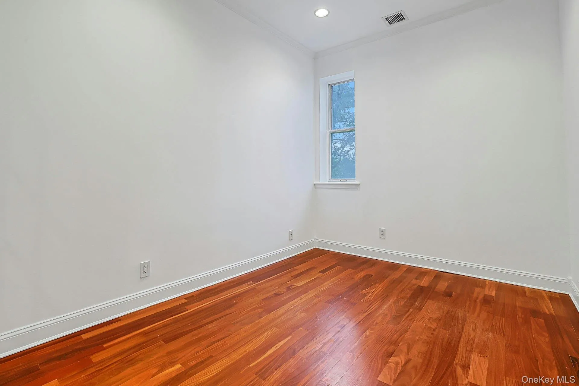 2nd bedroom 2nd bedroom
