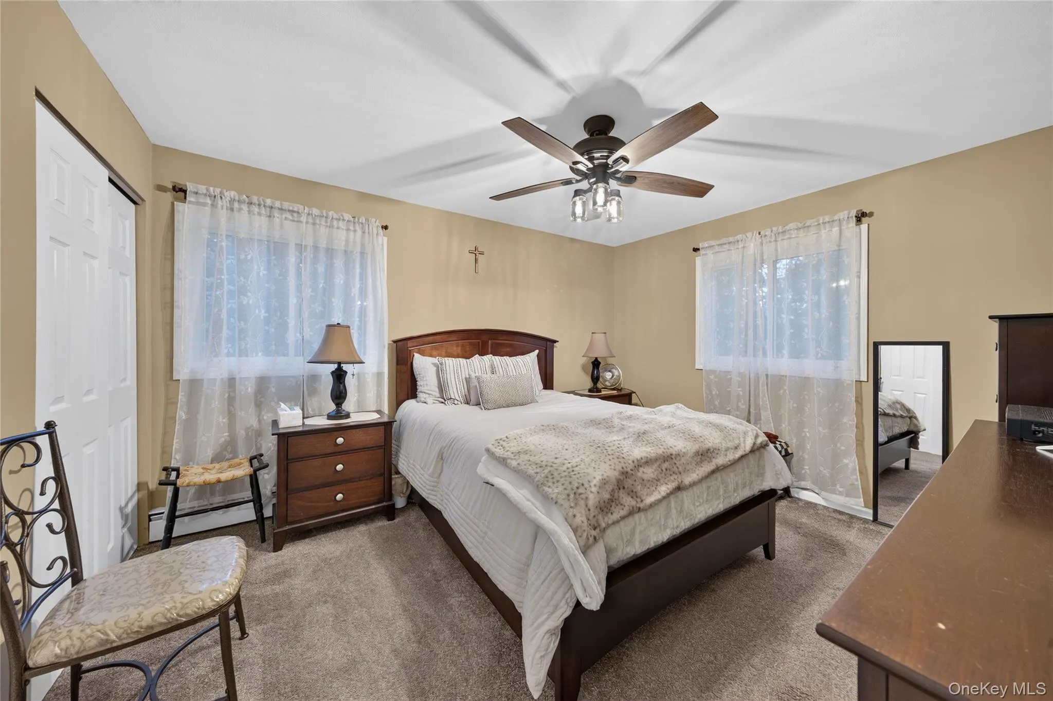 3 Jasper Avenue, Brookhaven, NY, 5 Bedrooms Bedrooms, 10 Rooms Rooms,2 BathroomsBathrooms,Residential,For Rent,Jasper,0,1060235 3 Jasper Avenue, Brookhaven, NY, 5 Bedrooms Bedrooms, 10 Rooms Rooms,2 BathroomsBathrooms,Residential,For Rent,Jasper,0,1060235