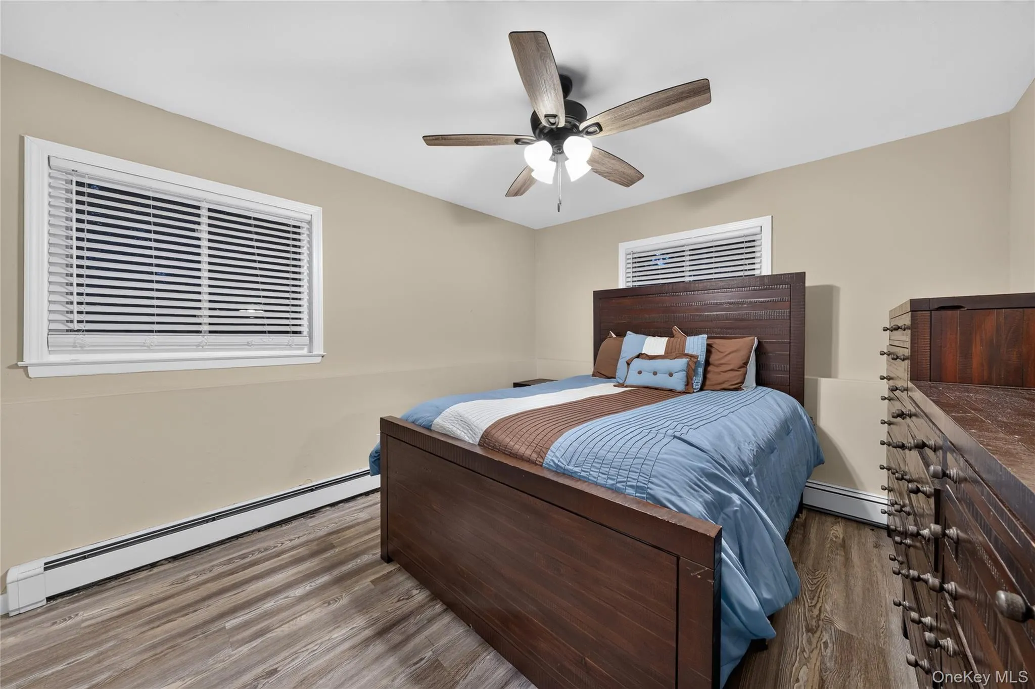 3 Jasper Avenue, Brookhaven, NY, 5 Bedrooms Bedrooms, 10 Rooms Rooms,2 BathroomsBathrooms,Residential,For Rent,Jasper,0,1060235 3 Jasper Avenue, Brookhaven, NY, 5 Bedrooms Bedrooms, 10 Rooms Rooms,2 BathroomsBathrooms,Residential,For Rent,Jasper,0,1060235