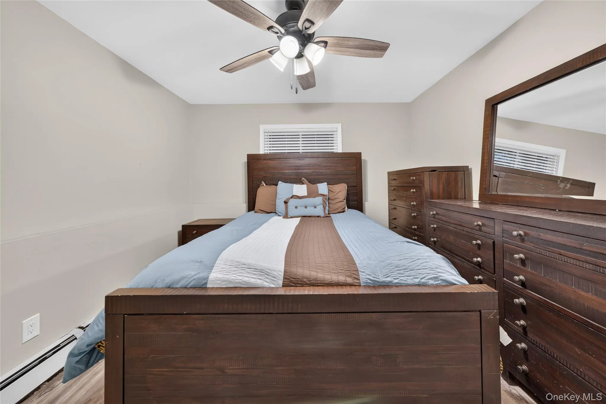 3 Jasper Avenue, Brookhaven, NY, 5 Bedrooms Bedrooms, 10 Rooms Rooms,2 BathroomsBathrooms,Residential,For Rent,Jasper,0,1060235 3 Jasper Avenue, Brookhaven, NY, 5 Bedrooms Bedrooms, 10 Rooms Rooms,2 BathroomsBathrooms,Residential,For Rent,Jasper,0,1060235