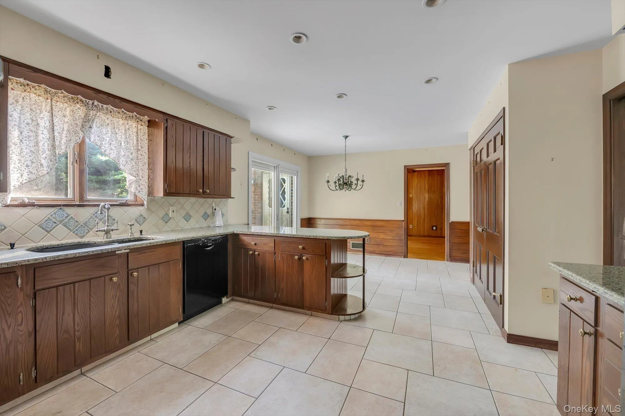 14 Oak Lane, Oyster Bay, NY, 5 Bedroom Bedrooms, 10 Room Rooms,4 BathroomBathrooms,Residential Lease,For Rent,Oak,0,1060239 14 Oak Lane, Oyster Bay, NY, 5 Bedroom Bedrooms, 10 Room Rooms,4 BathroomBathrooms,Residential Lease,For Rent,Oak,0,1060239