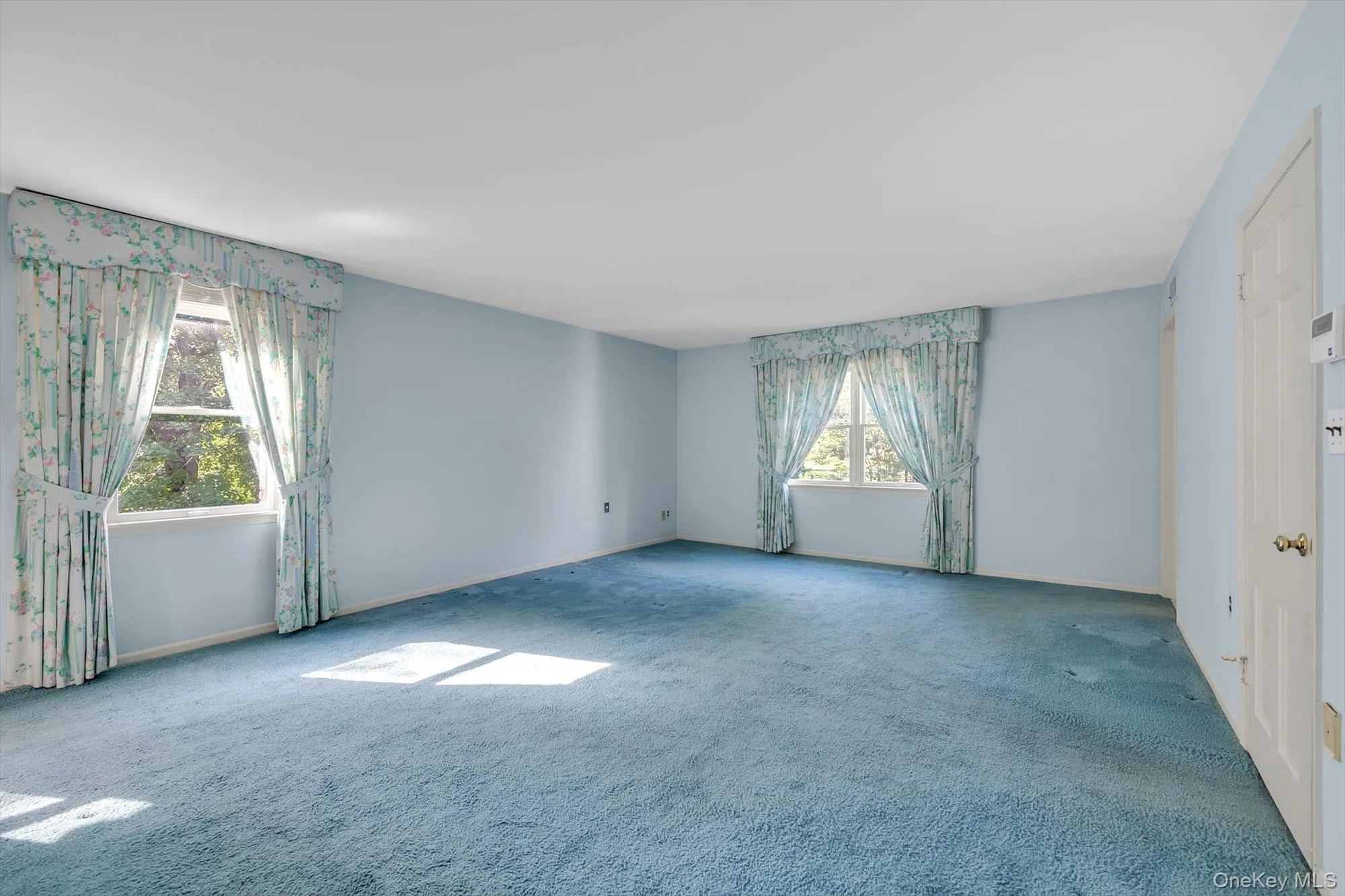 14 Oak Lane, Oyster Bay, NY, 5 Bedroom Bedrooms, 10 Room Rooms,4 BathroomBathrooms,Residential Lease,For Rent,Oak,0,1060239 14 Oak Lane, Oyster Bay, NY, 5 Bedroom Bedrooms, 10 Room Rooms,4 BathroomBathrooms,Residential Lease,For Rent,Oak,0,1060239