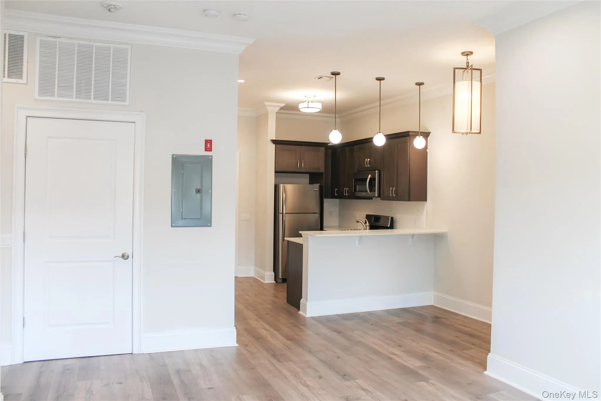 226 New York Avenue, Huntington, NY, 2 Bedroom Bedrooms, 4 Room Rooms,1 BathroomBathrooms,Residential Lease,For Rent,New York Avenue,0,1060242 226 New York Avenue, Huntington, NY, 2 Bedroom Bedrooms, 4 Room Rooms,1 BathroomBathrooms,Residential Lease,For Rent,New York Avenue,0,1060242