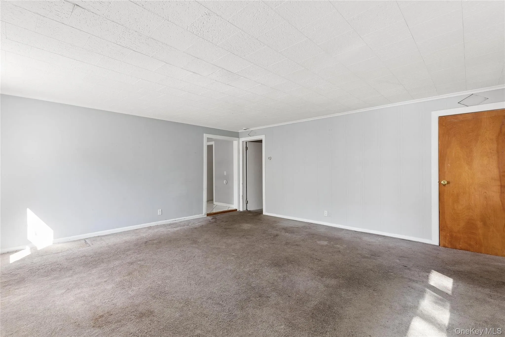 9 Plandome Place, Brookhaven, NY, 3 Bedrooms Bedrooms, 7 Rooms Rooms,2 BathroomsBathrooms,Residential,For Rent,Plandome,0,1060244 9 Plandome Place, Brookhaven, NY, 3 Bedrooms Bedrooms, 7 Rooms Rooms,2 BathroomsBathrooms,Residential,For Rent,Plandome,0,1060244