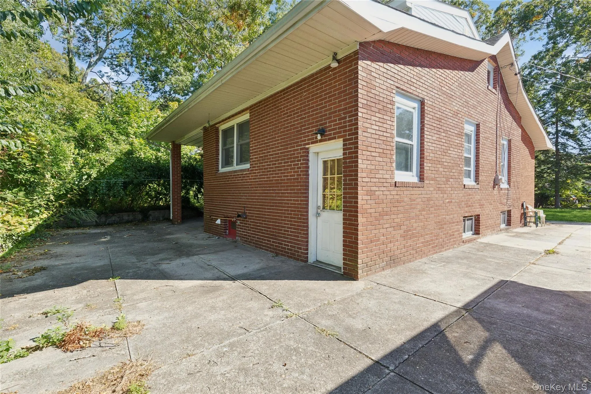 9 Plandome Place, Brookhaven, NY, 3 Bedrooms Bedrooms, 7 Rooms Rooms,2 BathroomsBathrooms,Residential,For Rent,Plandome,0,1060244 9 Plandome Place, Brookhaven, NY, 3 Bedrooms Bedrooms, 7 Rooms Rooms,2 BathroomsBathrooms,Residential,For Rent,Plandome,0,1060244