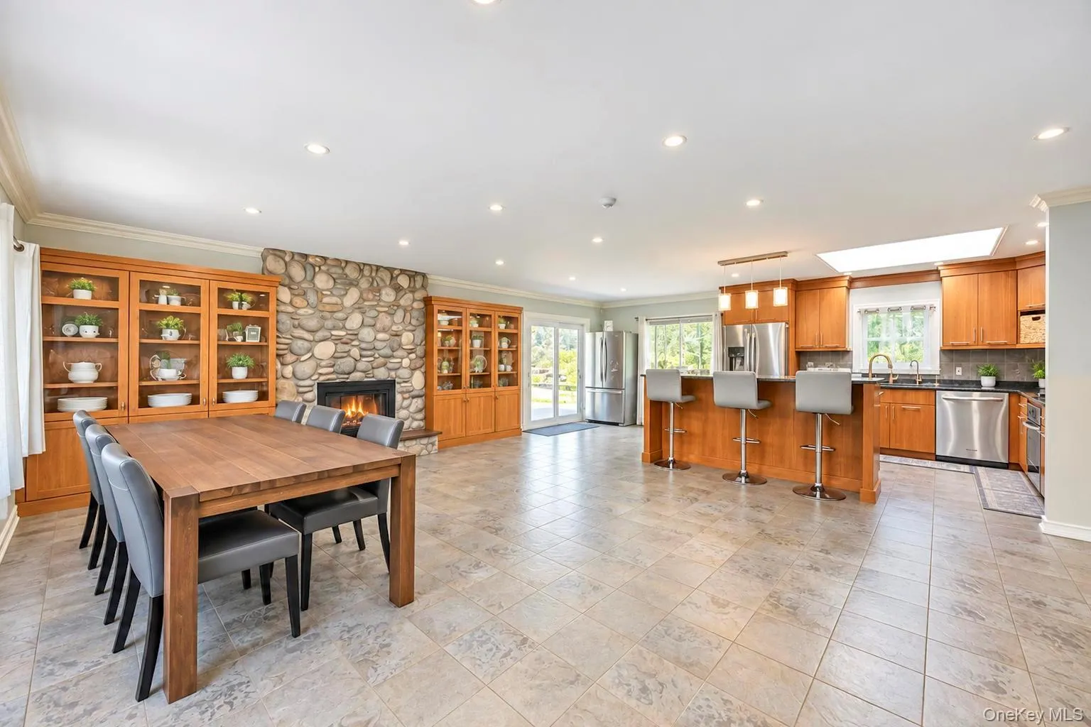 29 Hillside Lane, Oyster Bay, NY, 3 Bedrooms Bedrooms, 9 Rooms Rooms,3 BathroomsBathrooms,Residential,For Rent,Hillside,0,1060247 29 Hillside Lane, Oyster Bay, NY, 3 Bedrooms Bedrooms, 9 Rooms Rooms,3 BathroomsBathrooms,Residential,For Rent,Hillside,0,1060247