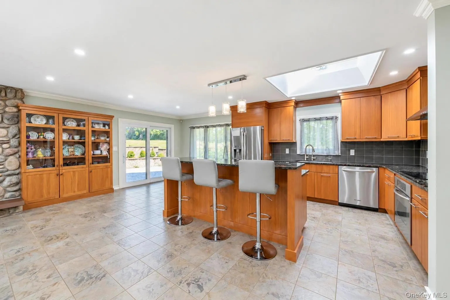 29 Hillside Lane, Oyster Bay, NY, 3 Bedrooms Bedrooms, 9 Rooms Rooms,3 BathroomsBathrooms,Residential,For Rent,Hillside,0,1060247 29 Hillside Lane, Oyster Bay, NY, 3 Bedrooms Bedrooms, 9 Rooms Rooms,3 BathroomsBathrooms,Residential,For Rent,Hillside,0,1060247