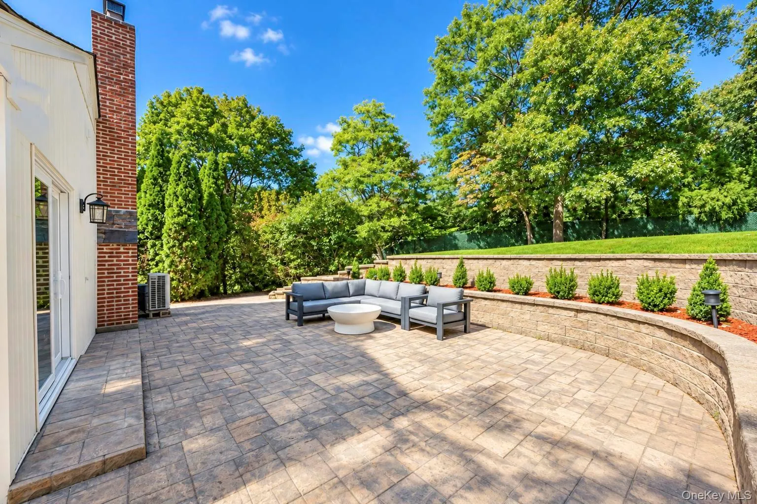 29 Hillside Lane, Oyster Bay, NY, 3 Bedrooms Bedrooms, 9 Rooms Rooms,3 BathroomsBathrooms,Residential,For Rent,Hillside,0,1060247 29 Hillside Lane, Oyster Bay, NY, 3 Bedrooms Bedrooms, 9 Rooms Rooms,3 BathroomsBathrooms,Residential,For Rent,Hillside,0,1060247
