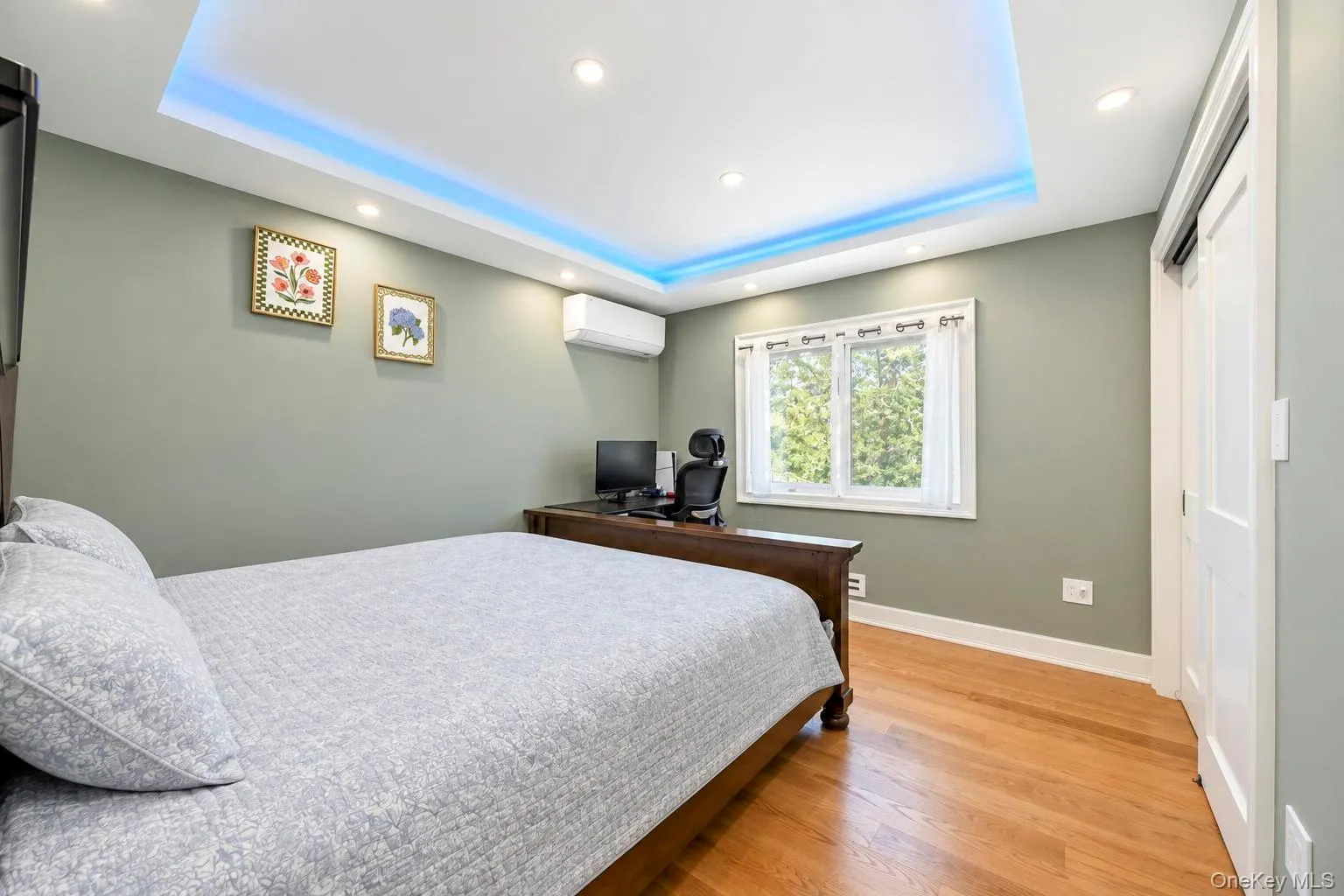 29 Hillside Lane, Oyster Bay, NY, 3 Bedrooms Bedrooms, 9 Rooms Rooms,3 BathroomsBathrooms,Residential,For Rent,Hillside,0,1060247 29 Hillside Lane, Oyster Bay, NY, 3 Bedrooms Bedrooms, 9 Rooms Rooms,3 BathroomsBathrooms,Residential,For Rent,Hillside,0,1060247