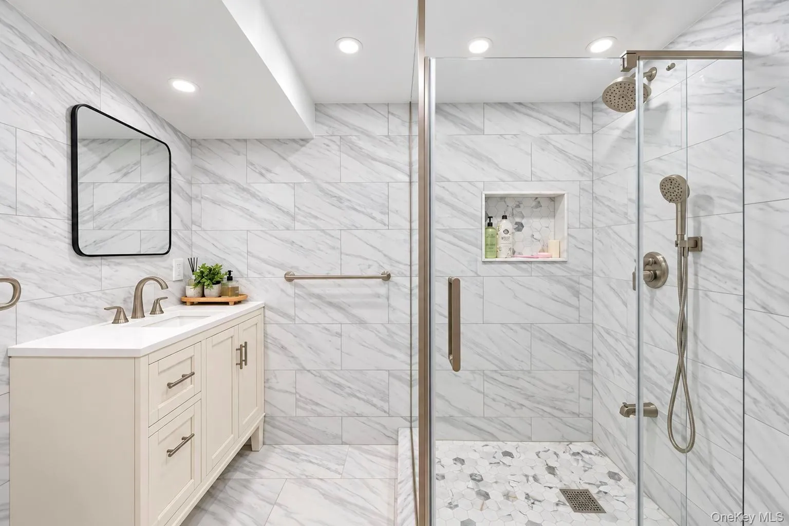 29 Hillside Lane, Oyster Bay, NY, 3 Bedrooms Bedrooms, 9 Rooms Rooms,3 BathroomsBathrooms,Residential,For Rent,Hillside,0,1060247 29 Hillside Lane, Oyster Bay, NY, 3 Bedrooms Bedrooms, 9 Rooms Rooms,3 BathroomsBathrooms,Residential,For Rent,Hillside,0,1060247
