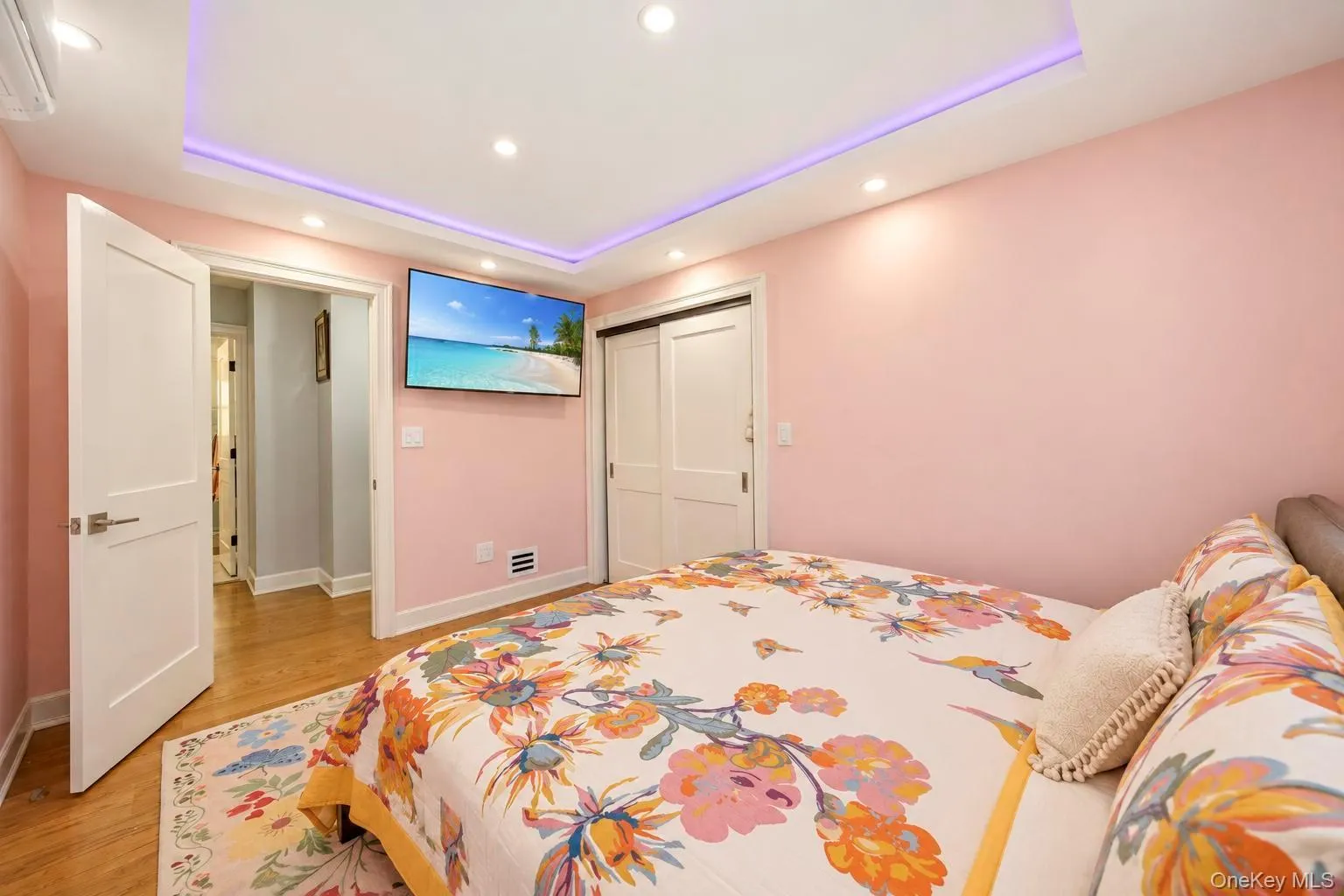 29 Hillside Lane, Oyster Bay, NY, 3 Bedrooms Bedrooms, 9 Rooms Rooms,3 BathroomsBathrooms,Residential,For Rent,Hillside,0,1060247 29 Hillside Lane, Oyster Bay, NY, 3 Bedrooms Bedrooms, 9 Rooms Rooms,3 BathroomsBathrooms,Residential,For Rent,Hillside,0,1060247