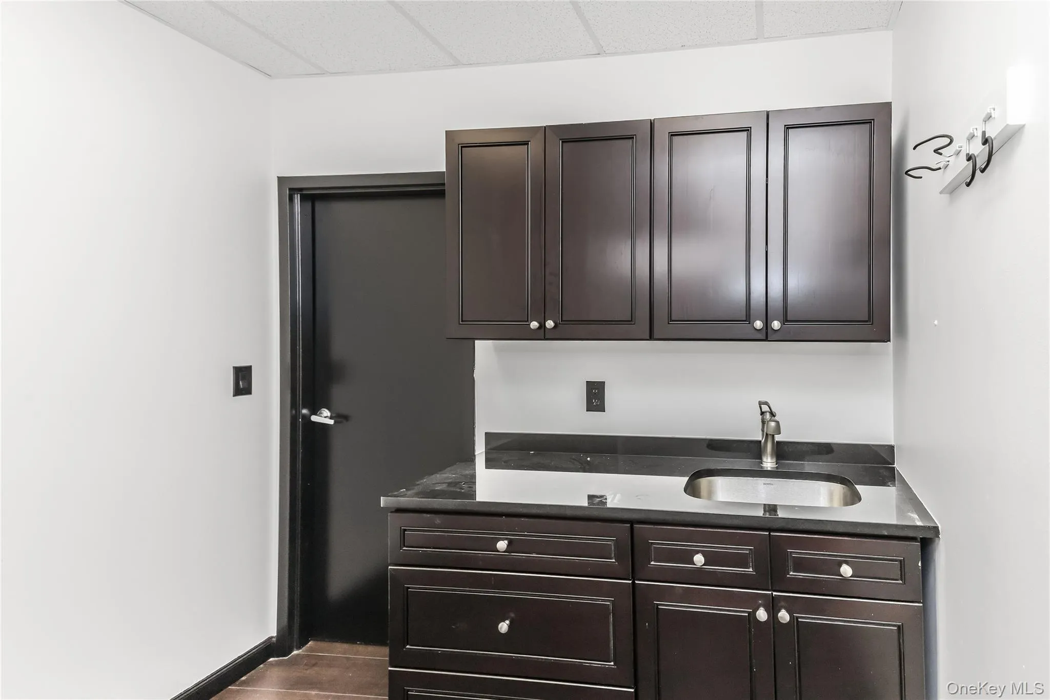 816 Hempstead Turnpike, Hempstead, NY, ,Commercial Lease,For Rent,Hempstead,0,1060251 816 Hempstead Turnpike, Hempstead, NY, ,Commercial Lease,For Rent,Hempstead,0,1060251