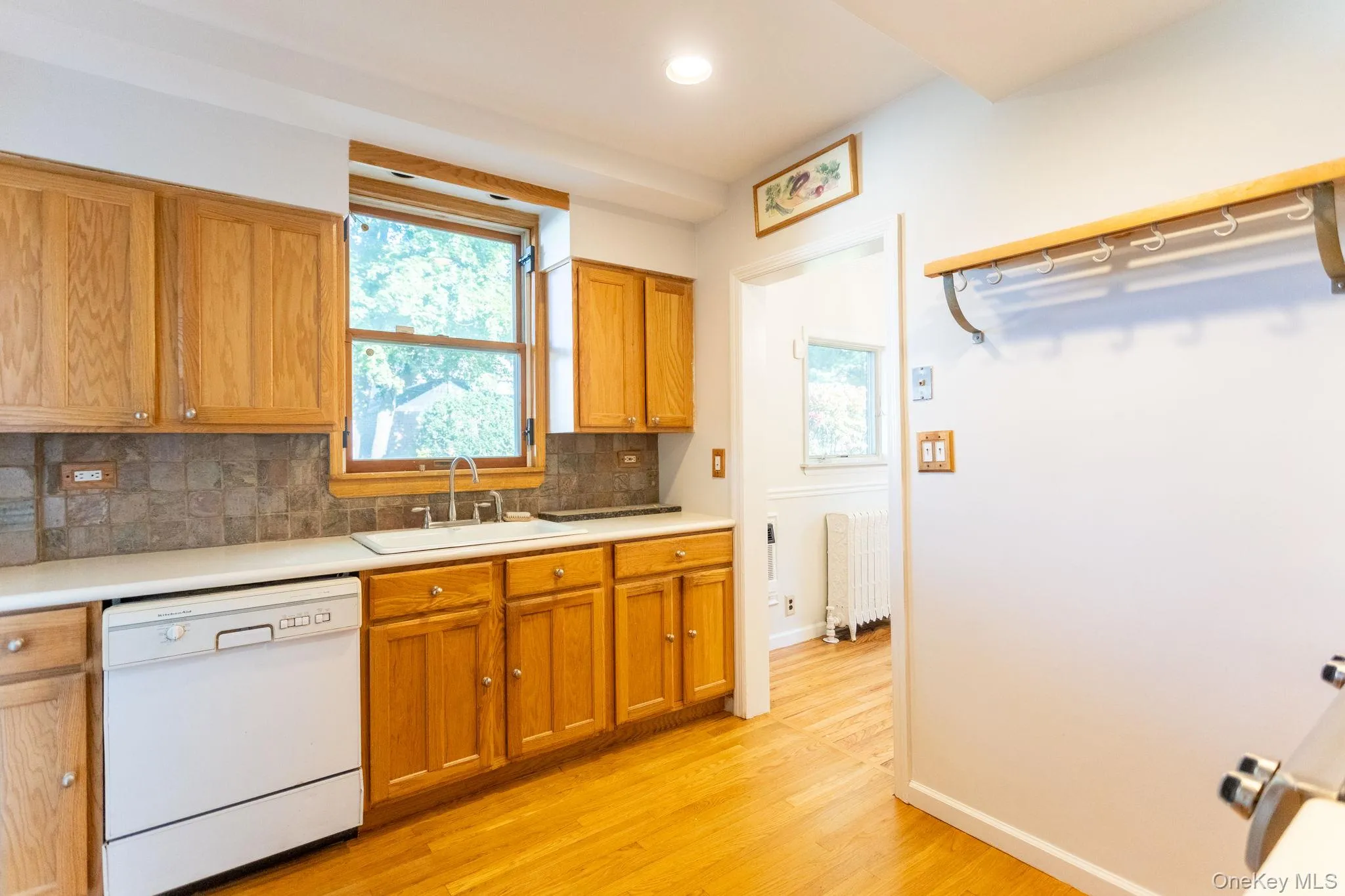 80-17 211th Street, New York, NY, 3 Bedrooms Bedrooms, 11 Rooms Rooms,2 BathroomsBathrooms,Residential,For Rent,211th,0,1060255 80-17 211th Street, New York, NY, 3 Bedrooms Bedrooms, 11 Rooms Rooms,2 BathroomsBathrooms,Residential,For Rent,211th,0,1060255