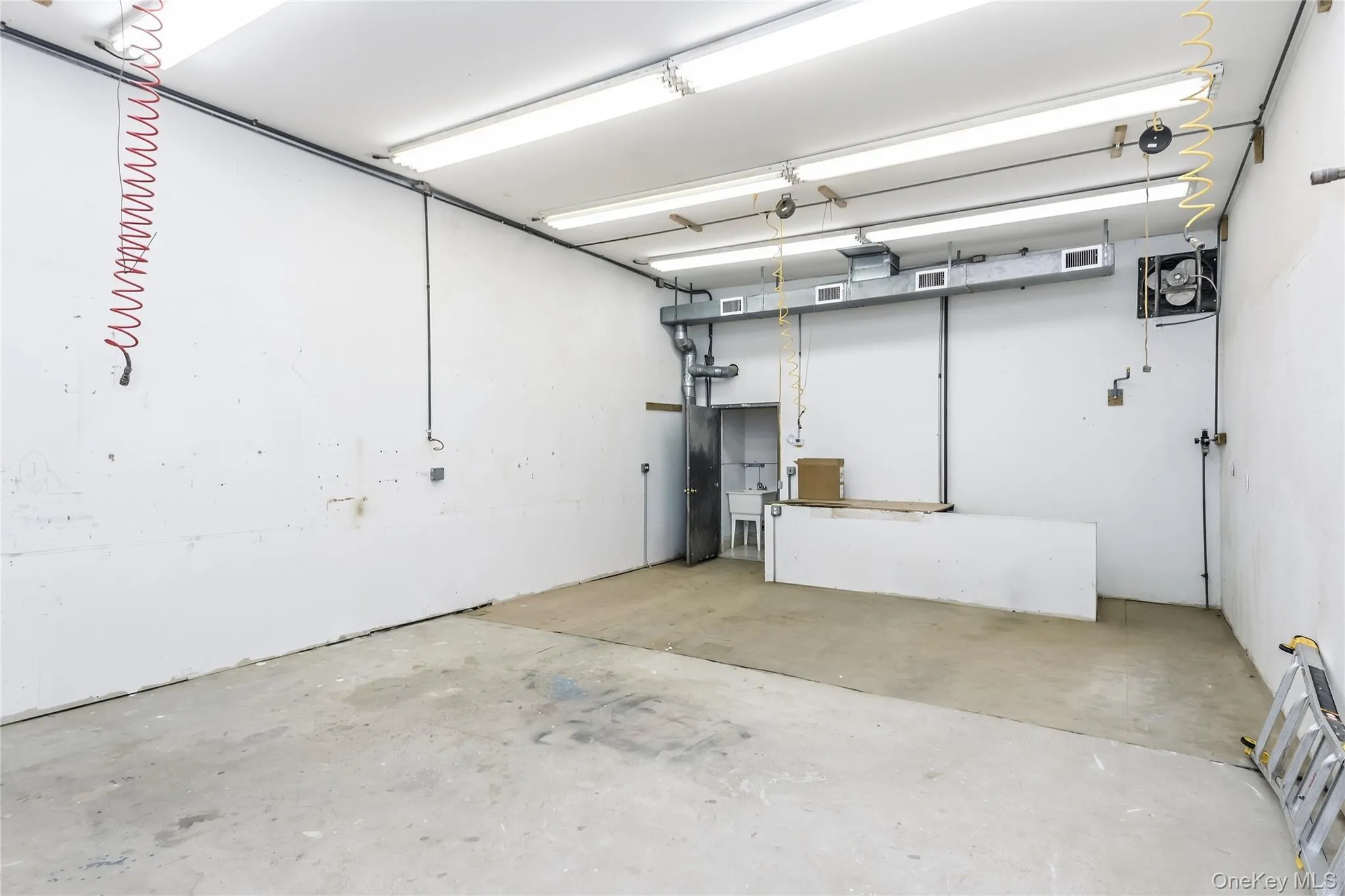 816 Hempstead Turnpike, Hempstead, NY, ,Commercial Lease,For Rent,Hempstead,0,1060258 816 Hempstead Turnpike, Hempstead, NY, ,Commercial Lease,For Rent,Hempstead,0,1060258