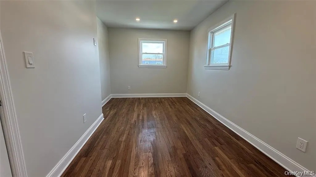 211 4th Avenue, West Babylon, NY, 3 Bedrooms Bedrooms, 6 Rooms Rooms,1 BathroomBathrooms,Residential,For Rent,4th,0,1060261 211 4th Avenue, West Babylon, NY, 3 Bedrooms Bedrooms, 6 Rooms Rooms,1 BathroomBathrooms,Residential,For Rent,4th,0,1060261