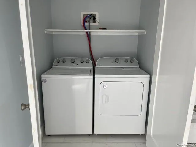 17 Firwood Road, North Hempstead, NY, 3 Bedroom Bedrooms, 6 Room Rooms,2 BathroomBathrooms,Residential Lease,For Rent,Firwood,0,1060264 17 Firwood Road, North Hempstead, NY, 3 Bedroom Bedrooms, 6 Room Rooms,2 BathroomBathrooms,Residential Lease,For Rent,Firwood,0,1060264