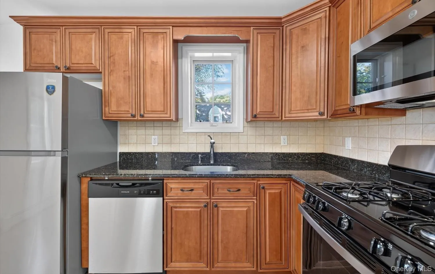 2 Austral Avenue, Glen Cove, NY, 3 Bedrooms Bedrooms, 6 Rooms Rooms,1 BathroomBathrooms,Residential,For Rent,Austral,0,1060270 2 Austral Avenue, Glen Cove, NY, 3 Bedrooms Bedrooms, 6 Rooms Rooms,1 BathroomBathrooms,Residential,For Rent,Austral,0,1060270