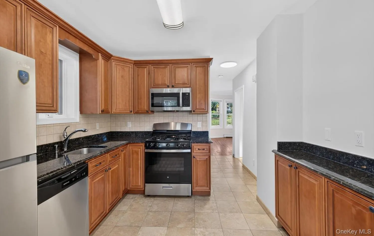 2 Austral Avenue, Glen Cove, NY, 3 Bedrooms Bedrooms, 6 Rooms Rooms,1 BathroomBathrooms,Residential,For Rent,Austral,0,1060270 2 Austral Avenue, Glen Cove, NY, 3 Bedrooms Bedrooms, 6 Rooms Rooms,1 BathroomBathrooms,Residential,For Rent,Austral,0,1060270