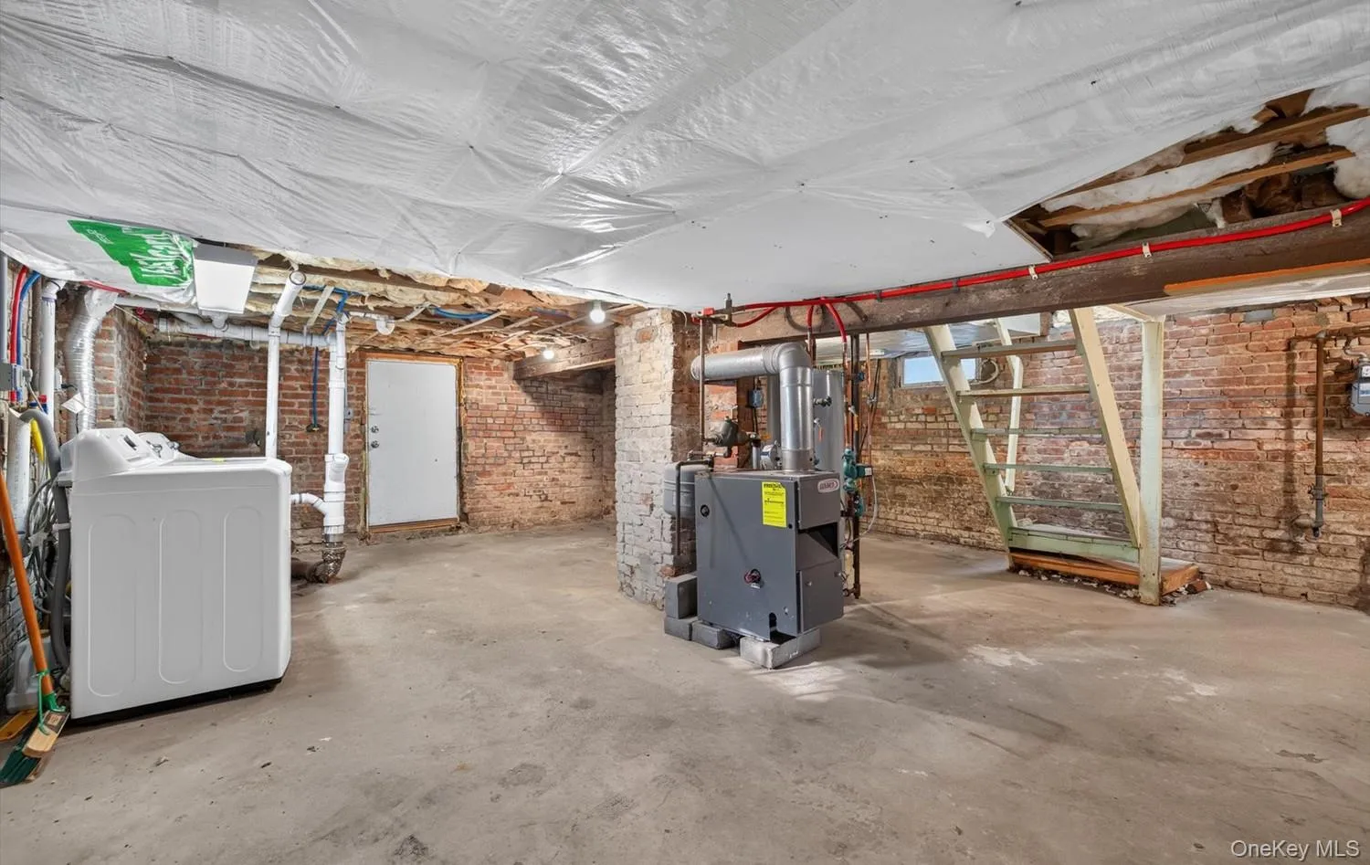 2 Austral Avenue, Glen Cove, NY, 3 Bedrooms Bedrooms, 6 Rooms Rooms,1 BathroomBathrooms,Residential,For Rent,Austral,0,1060270 2 Austral Avenue, Glen Cove, NY, 3 Bedrooms Bedrooms, 6 Rooms Rooms,1 BathroomBathrooms,Residential,For Rent,Austral,0,1060270