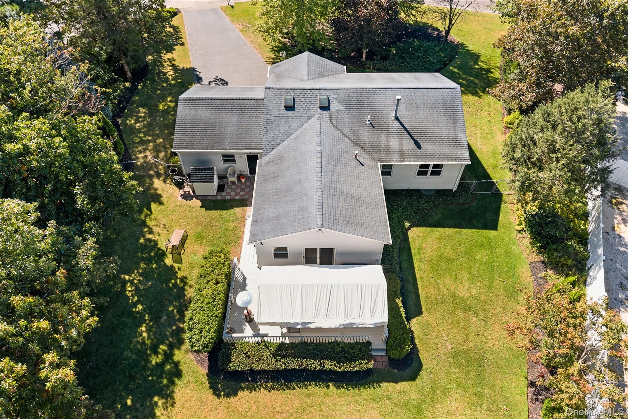 5 Heather Court, Brookhaven, NY, 3 Bedrooms Bedrooms, 6 Rooms Rooms,2 BathroomsBathrooms,Residential,For Rent,Heather,0,1060273 5 Heather Court, Brookhaven, NY, 3 Bedrooms Bedrooms, 6 Rooms Rooms,2 BathroomsBathrooms,Residential,For Rent,Heather,0,1060273