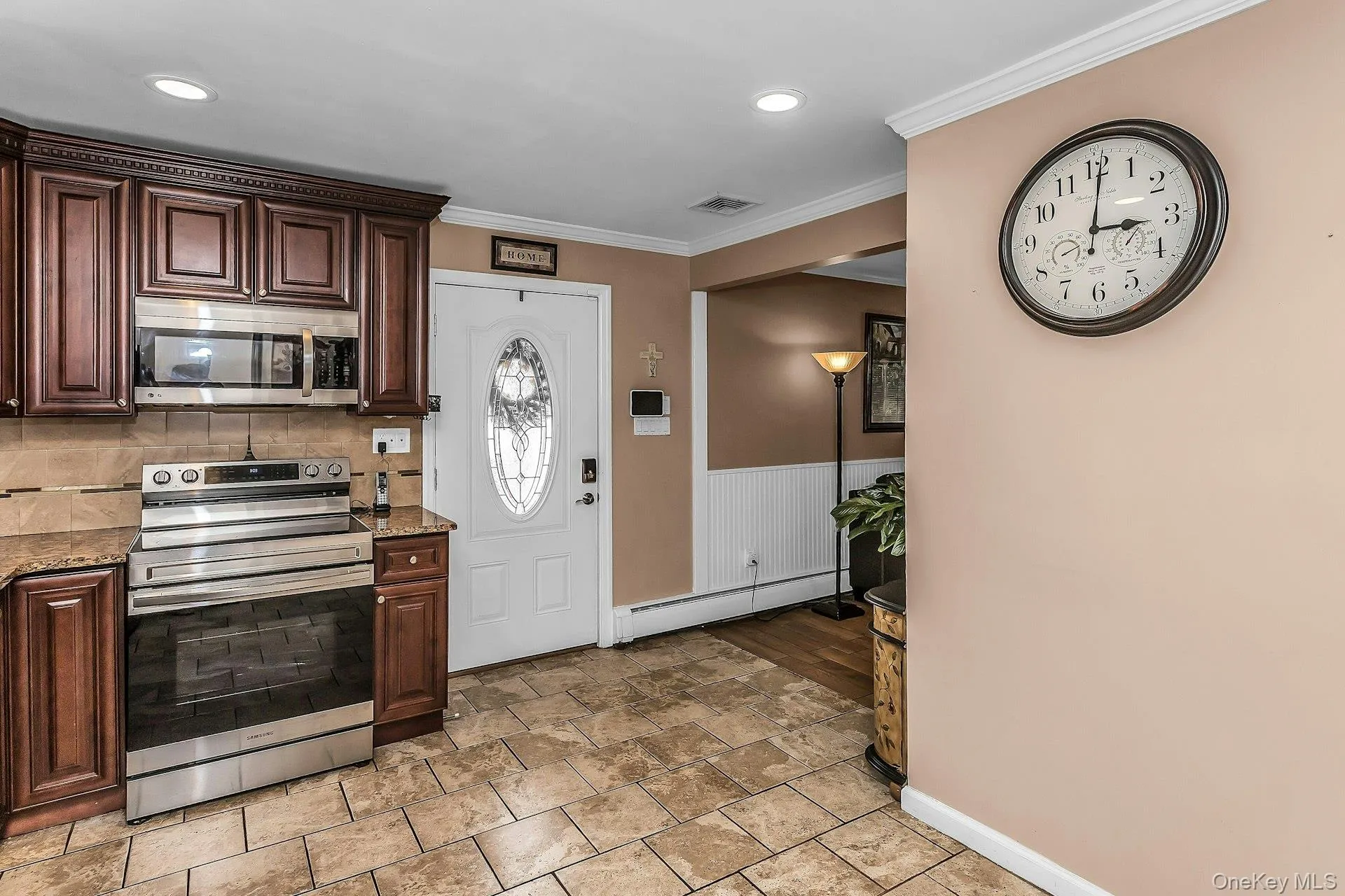 23 Summit Lane, Hempstead, NY, 4 Bedrooms Bedrooms, 7 Rooms Rooms,1 BathroomBathrooms,Residential,For Rent,Summit,0,1060274 23 Summit Lane, Hempstead, NY, 4 Bedrooms Bedrooms, 7 Rooms Rooms,1 BathroomBathrooms,Residential,For Rent,Summit,0,1060274
