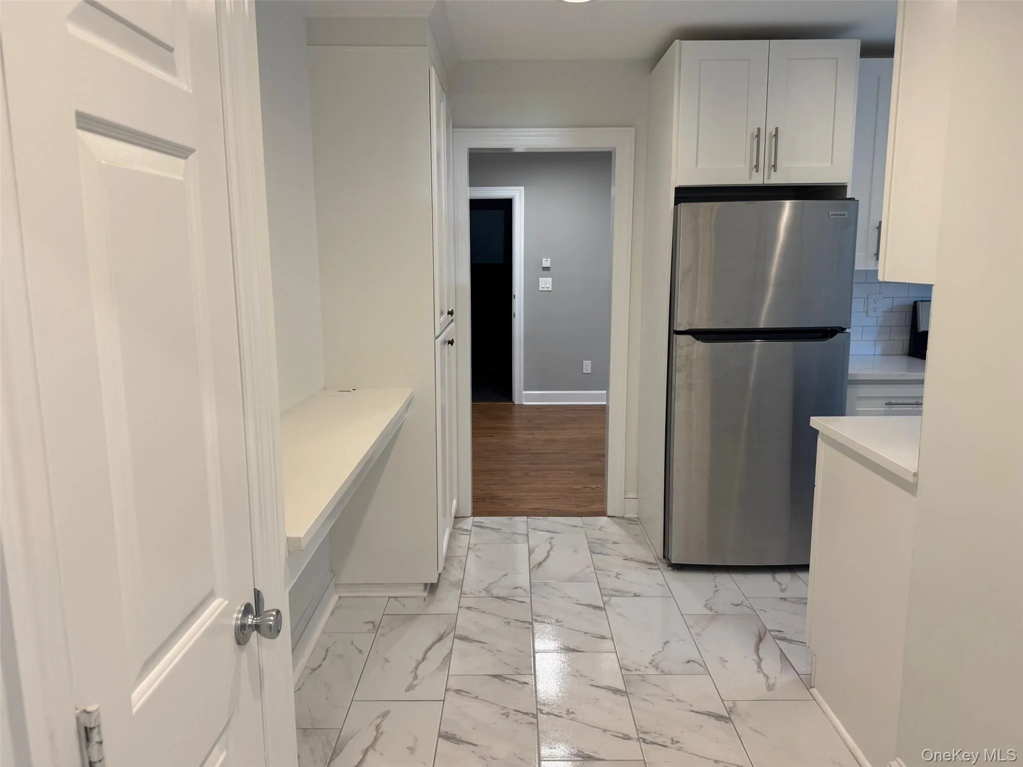 52 Highland, North Hempstead, NY , With , 2 Bedroom , and , 4 Room , 1 Bathroom , For , Residential Lease , For Rent , 1060277 , MLSID,1060277 52 Highland, North Hempstead, NY , With , 2 Bedroom , and , 4 Room , 1 Bathroom , For , Residential Lease , For Rent , 1060277 , MLSID,1060277