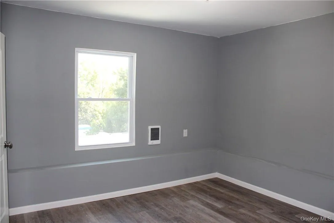 3144 Route 9W, New Windsor, NY, 2 Bedroom Bedrooms, 5 Room Rooms,1 BathroomBathrooms,Residential Lease,For Rent,Route 9W,0,1060279 3144 Route 9W, New Windsor, NY, 2 Bedroom Bedrooms, 5 Room Rooms,1 BathroomBathrooms,Residential Lease,For Rent,Route 9W,0,1060279
