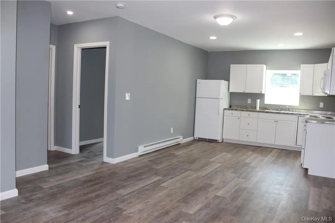 3144 Route 9W, New Windsor, NY, 2 Bedroom Bedrooms, 5 Room Rooms,1 BathroomBathrooms,Residential Lease,For Rent,Route 9W,0,1060279 3144 Route 9W, New Windsor, NY, 2 Bedroom Bedrooms, 5 Room Rooms,1 BathroomBathrooms,Residential Lease,For Rent,Route 9W,0,1060279