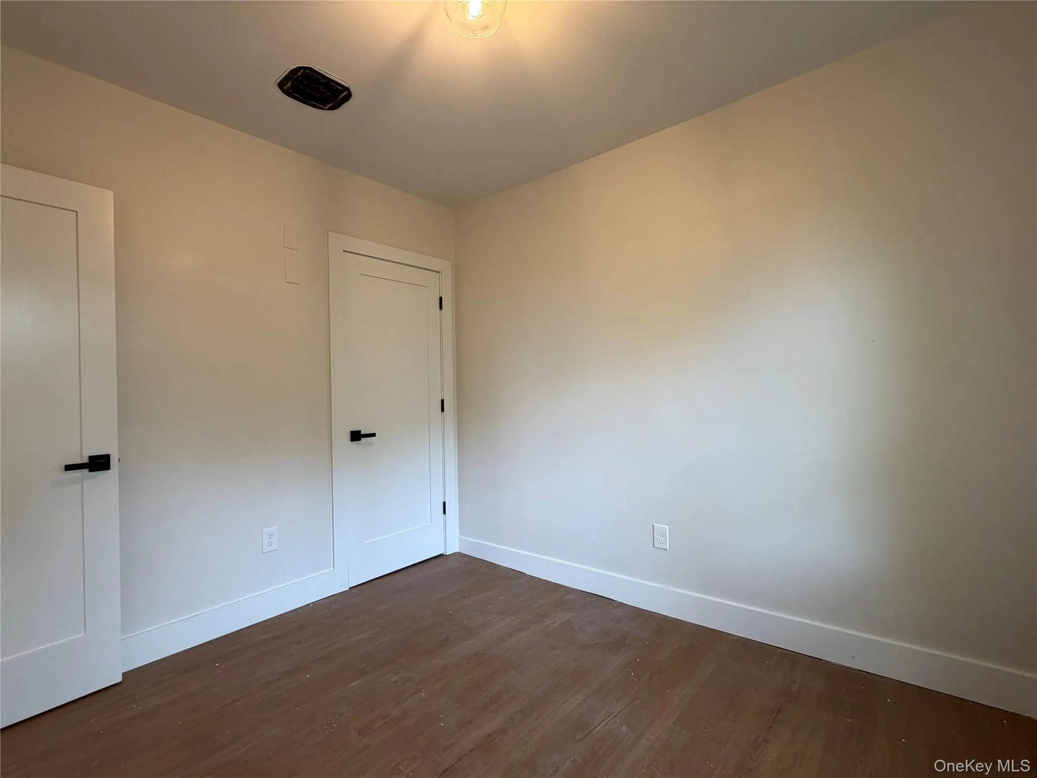 55 Bona Ventura Avenue, Shawangunk, NY, 2 Bedroom Bedrooms, 5 Room Rooms,1 BathroomBathrooms,Residential Lease,For Rent,Bona Ventura,0,1060285 55 Bona Ventura Avenue, Shawangunk, NY, 2 Bedroom Bedrooms, 5 Room Rooms,1 BathroomBathrooms,Residential Lease,For Rent,Bona Ventura,0,1060285