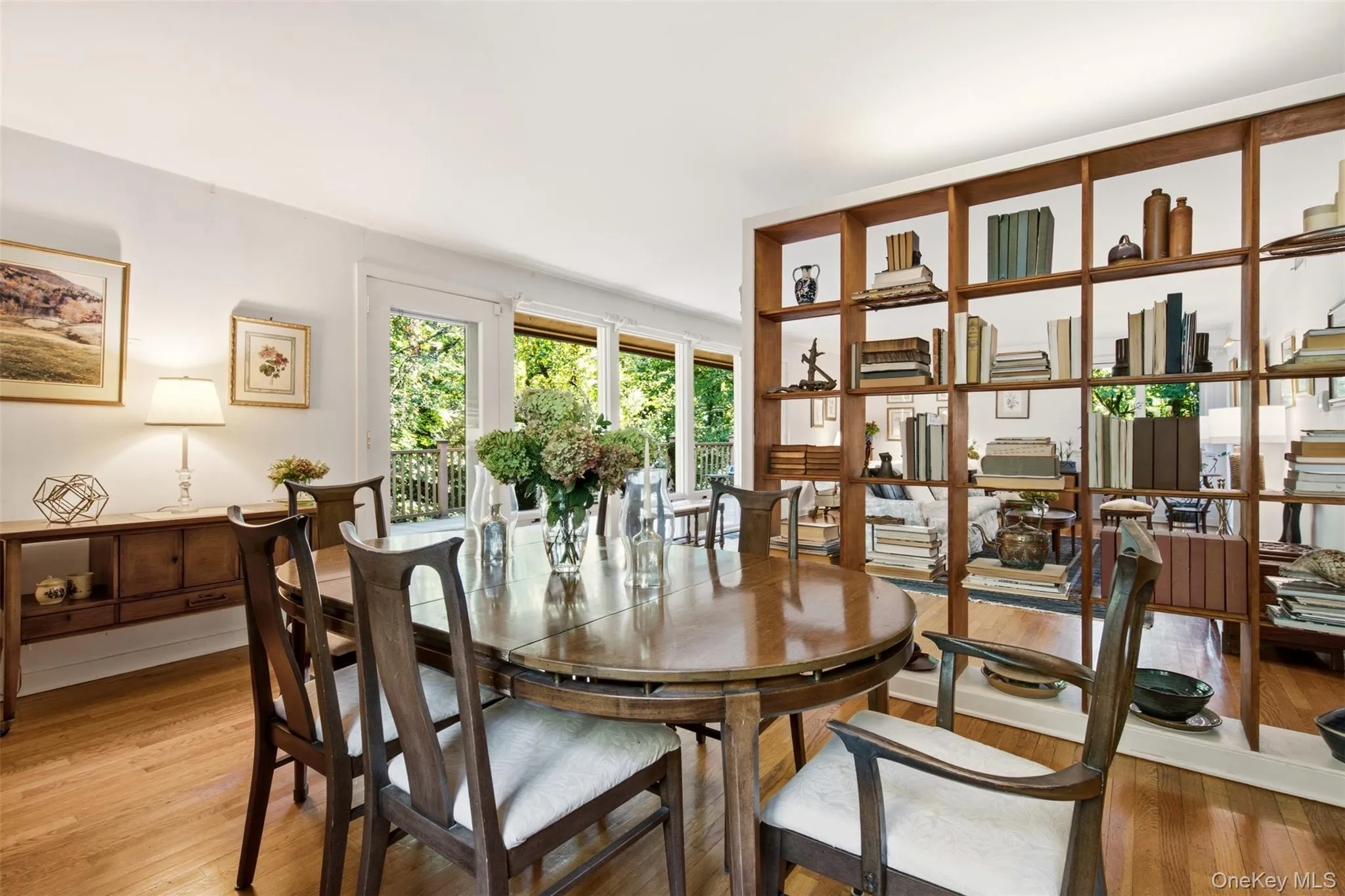Formal Dining Room W/ Built Ins Formal Dining Room W/ Built Ins