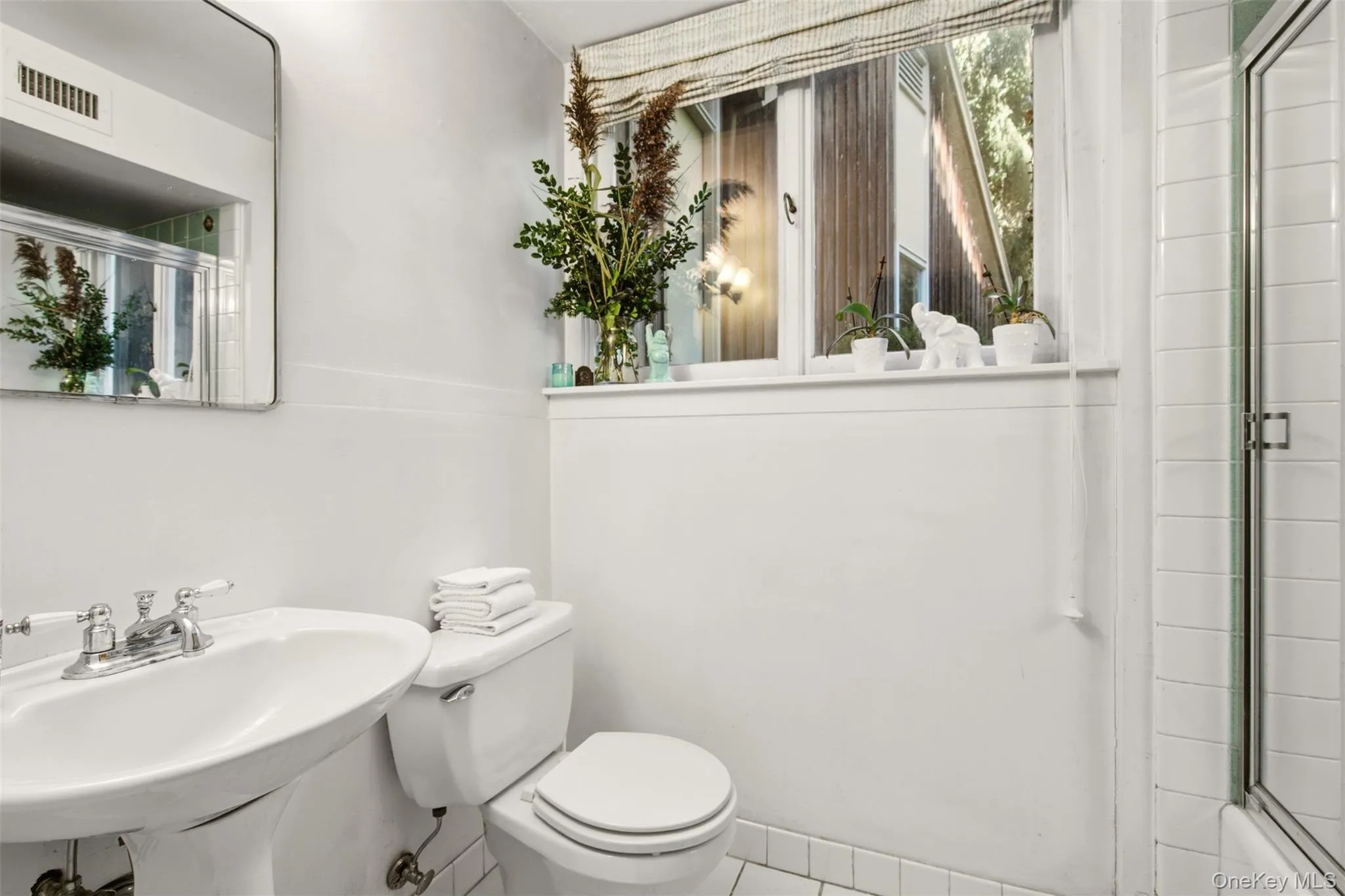 Full Bathroom Full Bathroom