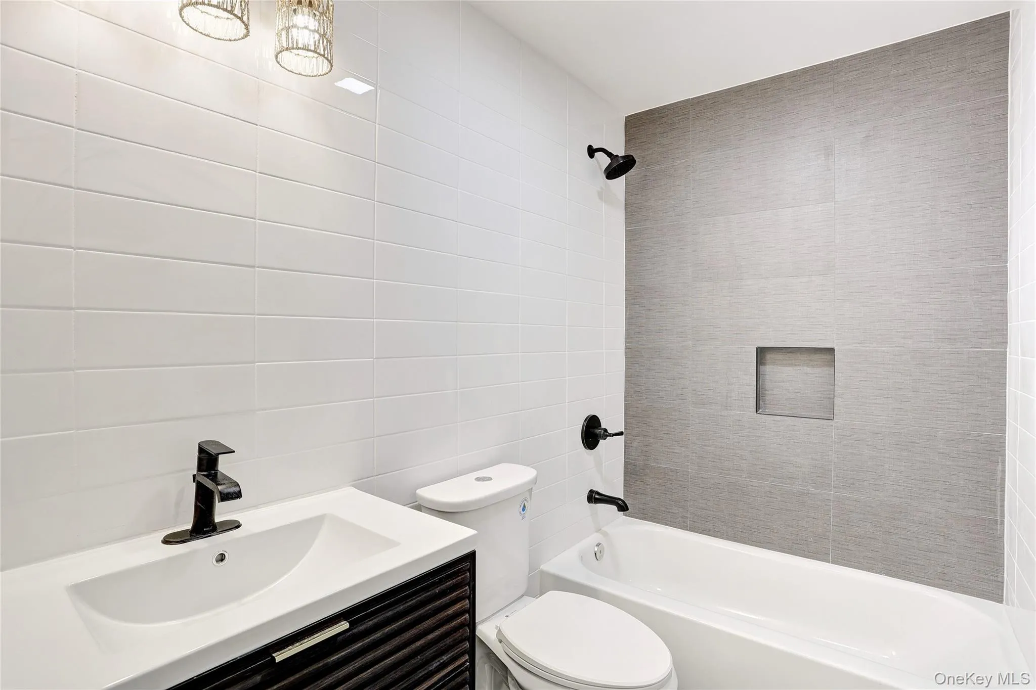 597 Sierra Vista Lane, Clarkstown, NY, 2 Bedrooms Bedrooms, 5 Rooms Rooms,2 BathroomsBathrooms,Residential,For Rent,Sierra Vista,0,1060292 597 Sierra Vista Lane, Clarkstown, NY, 2 Bedrooms Bedrooms, 5 Rooms Rooms,2 BathroomsBathrooms,Residential,For Rent,Sierra Vista,0,1060292