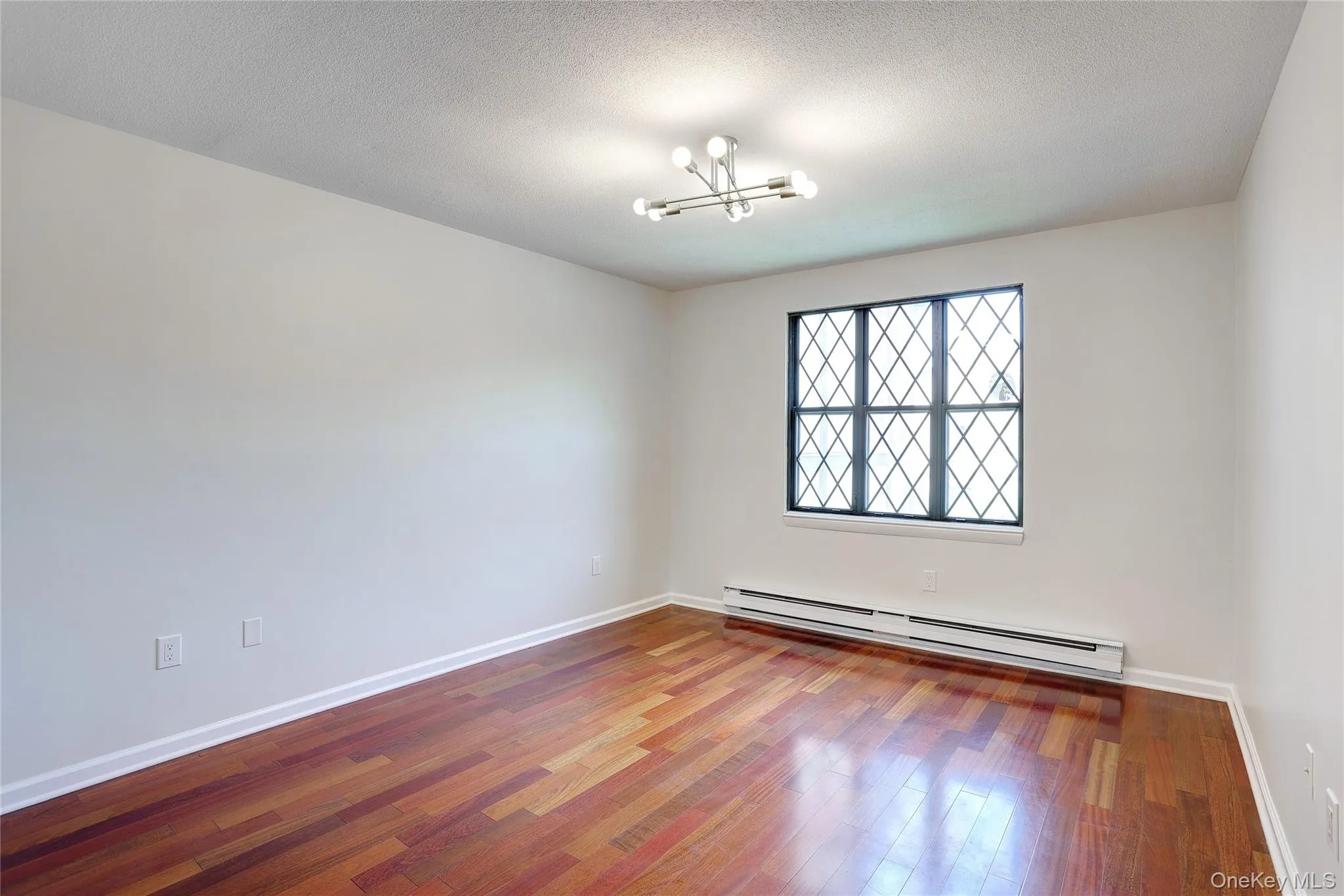 597 Sierra Vista Lane, Clarkstown, NY, 2 Bedrooms Bedrooms, 5 Rooms Rooms,2 BathroomsBathrooms,Residential,For Rent,Sierra Vista,0,1060292 597 Sierra Vista Lane, Clarkstown, NY, 2 Bedrooms Bedrooms, 5 Rooms Rooms,2 BathroomsBathrooms,Residential,For Rent,Sierra Vista,0,1060292