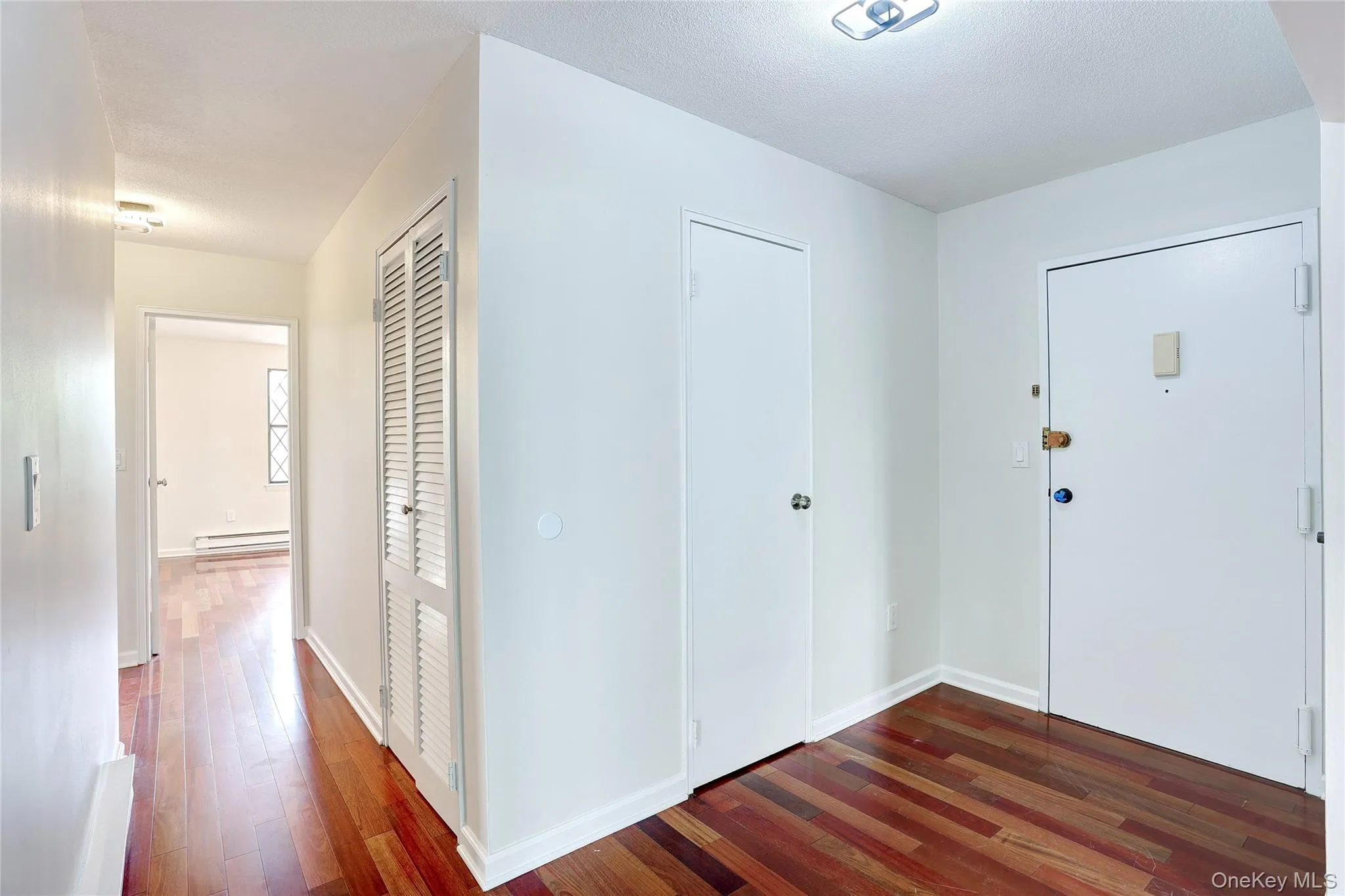 597 Sierra Vista Lane, Clarkstown, NY, 2 Bedrooms Bedrooms, 5 Rooms Rooms,2 BathroomsBathrooms,Residential,For Rent,Sierra Vista,0,1060292 597 Sierra Vista Lane, Clarkstown, NY, 2 Bedrooms Bedrooms, 5 Rooms Rooms,2 BathroomsBathrooms,Residential,For Rent,Sierra Vista,0,1060292