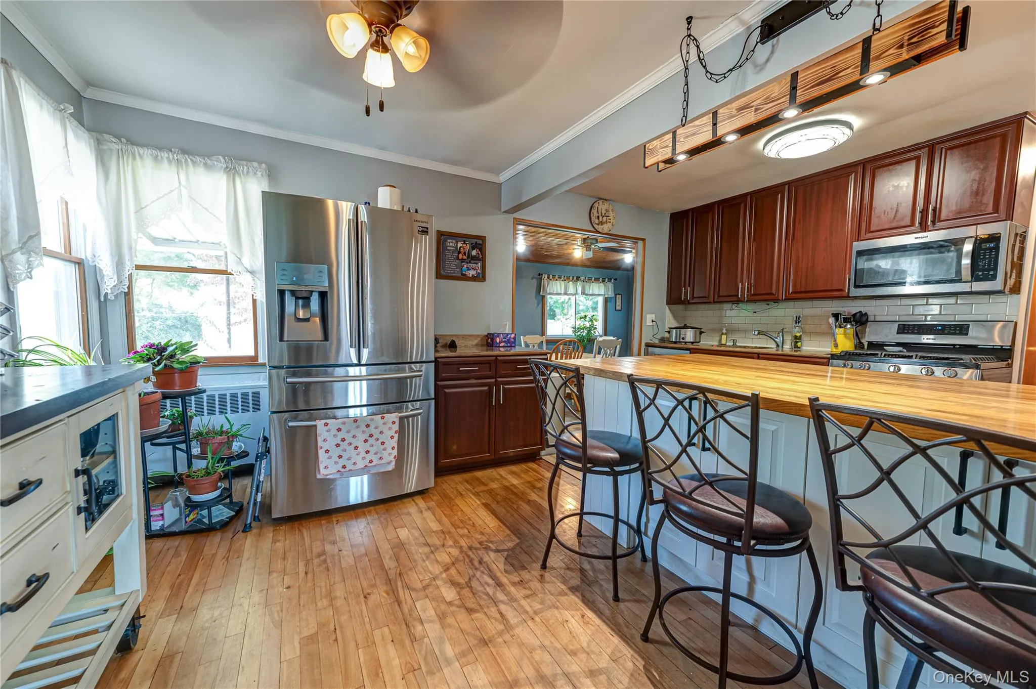 9 PO Lane, Oyster Bay, NY, 4 Bedrooms Bedrooms, 7 Rooms Rooms,2 BathroomsBathrooms,Residential,For Rent,PO,0,1060294 9 PO Lane, Oyster Bay, NY, 4 Bedrooms Bedrooms, 7 Rooms Rooms,2 BathroomsBathrooms,Residential,For Rent,PO,0,1060294